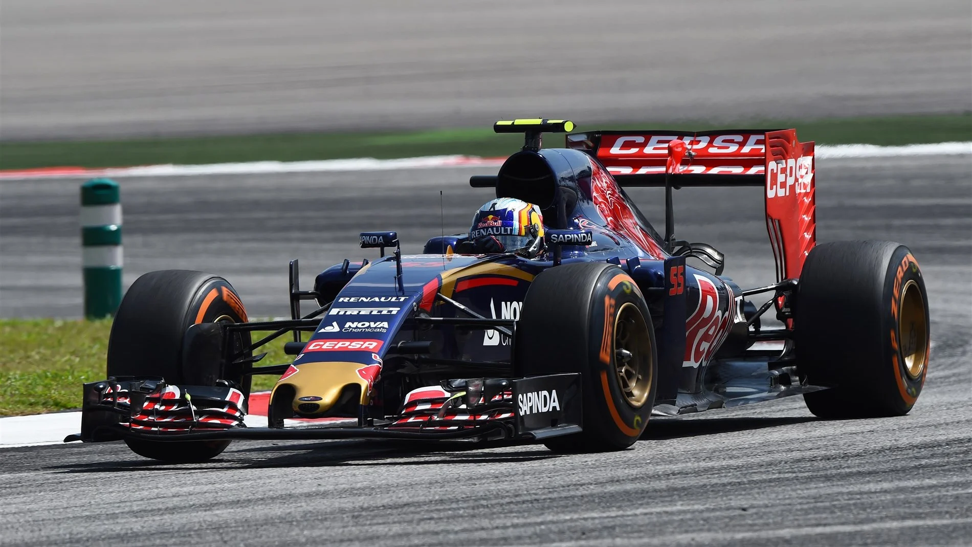 Carlos Sainz jr (ESP) Scuderia Toro Rosso STR10 at Formula One World Championship, Rd2, Malaysian