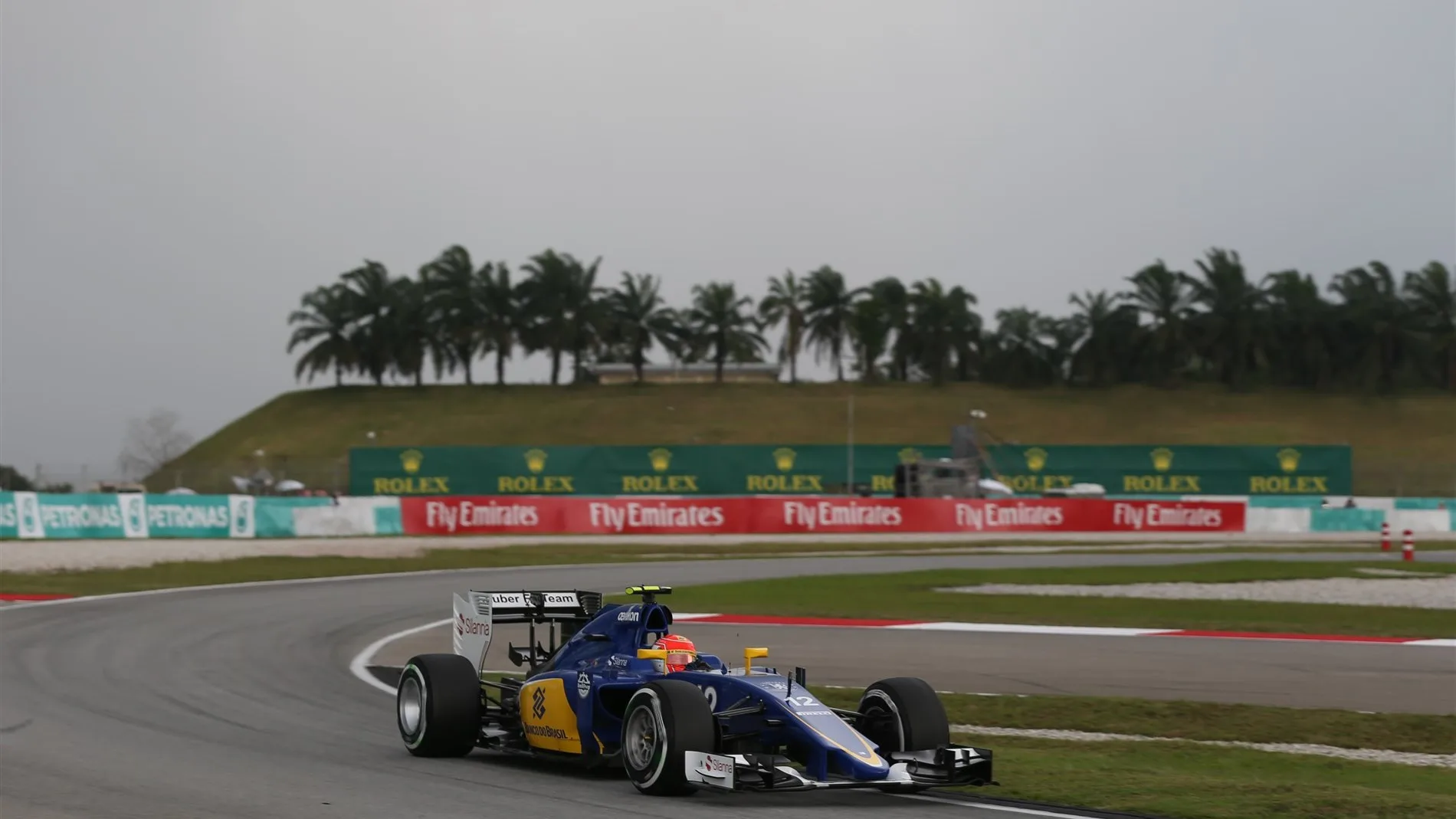 Felipe Nasr (BRA) Sauber C34 at Formula One World Championship, Rd2, Malaysian Grand Prix, Qualifying, Sepang, Malaysia, Saturday 28  March 2015. © Sutton Motorsport Images