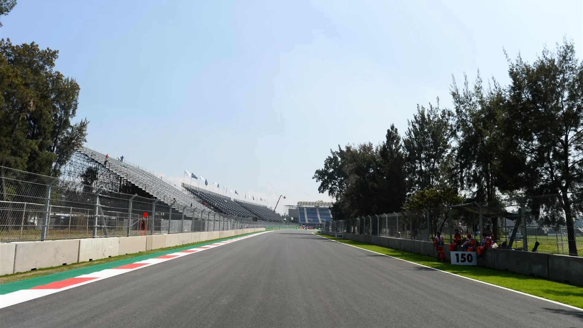 Track view at Formula One World Championship, Rd17, Mexican Grand Prix, Preparations, Circuit