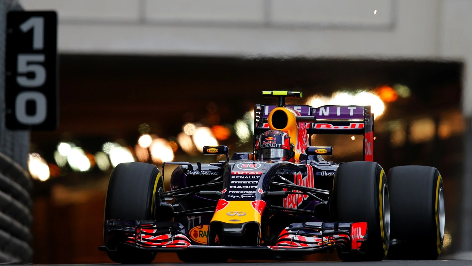Daniil Kvyat (RUS) Red Bull Racing RB11 at Formula One World Championship, Rd6, Monaco Grand Prix