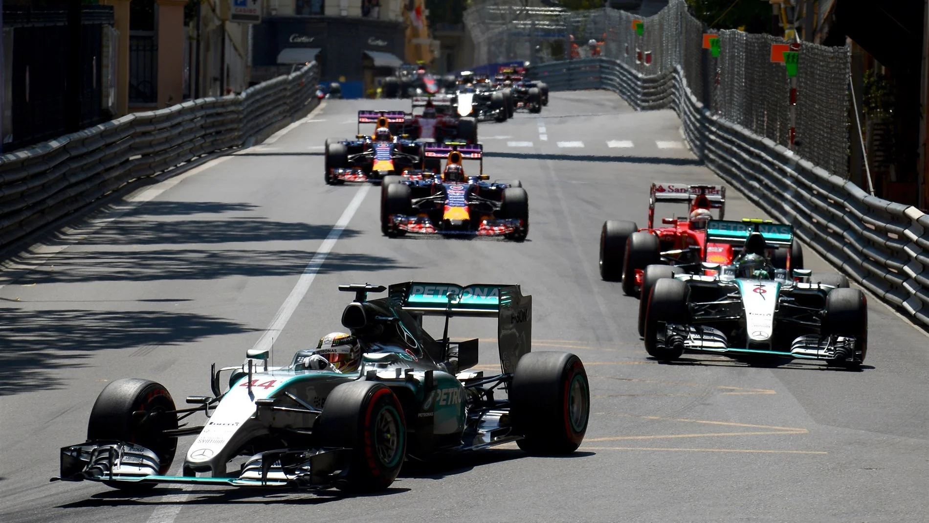 Lewis Hamilton (GBR) Mercedes AMG F1 W06 leads at the start of the race at Formula One World Championship, Rd6, Monaco Grand Prix Race, Monte-Carlo, Monaco, Sunday 24 May 2015. © Sutton Motorsport Images