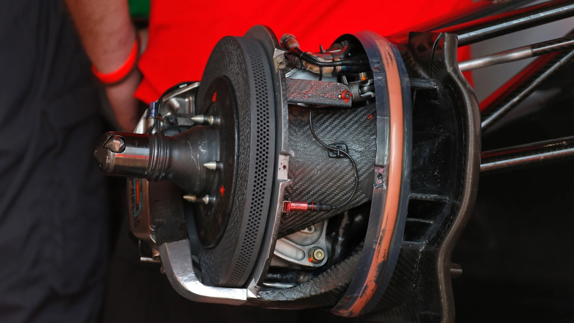 Force India VJM08 front brake and wheel hub at Formula One World Championship, Rd6, Monaco Grand Prix Preparations, Monte-Carlo, Monaco, Wednesday 20 May 2015. © Sutton Motorsport Images