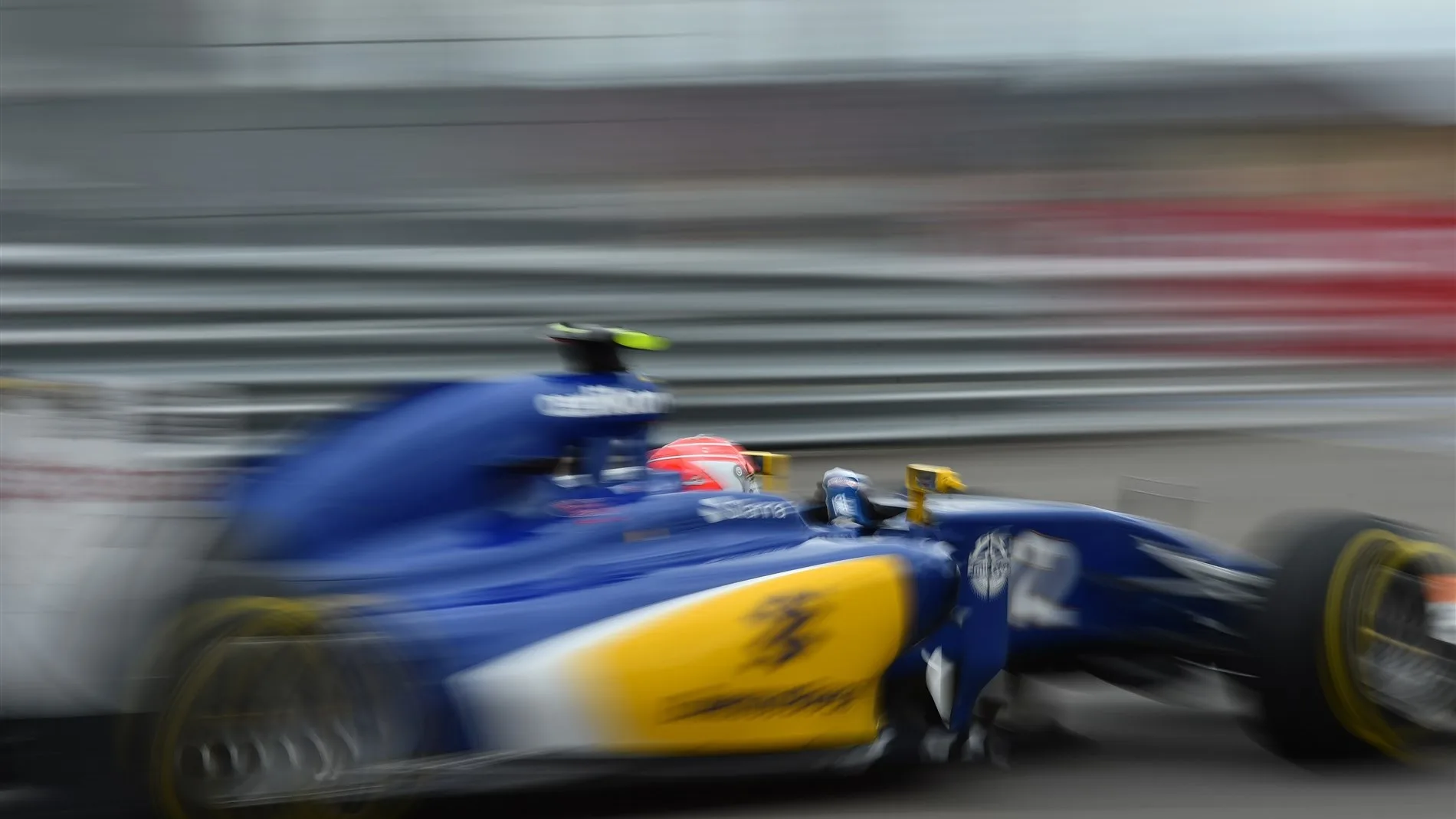 Felipe Nasr (BRA) Sauber C34 at Formula One World Championship, Rd15, Russian Grand Prix, Practice, Sochi Autodrom, Sochi, Krasnodar Krai, Russia, Friday 9 October 2015. © Sutton Motorsport Images