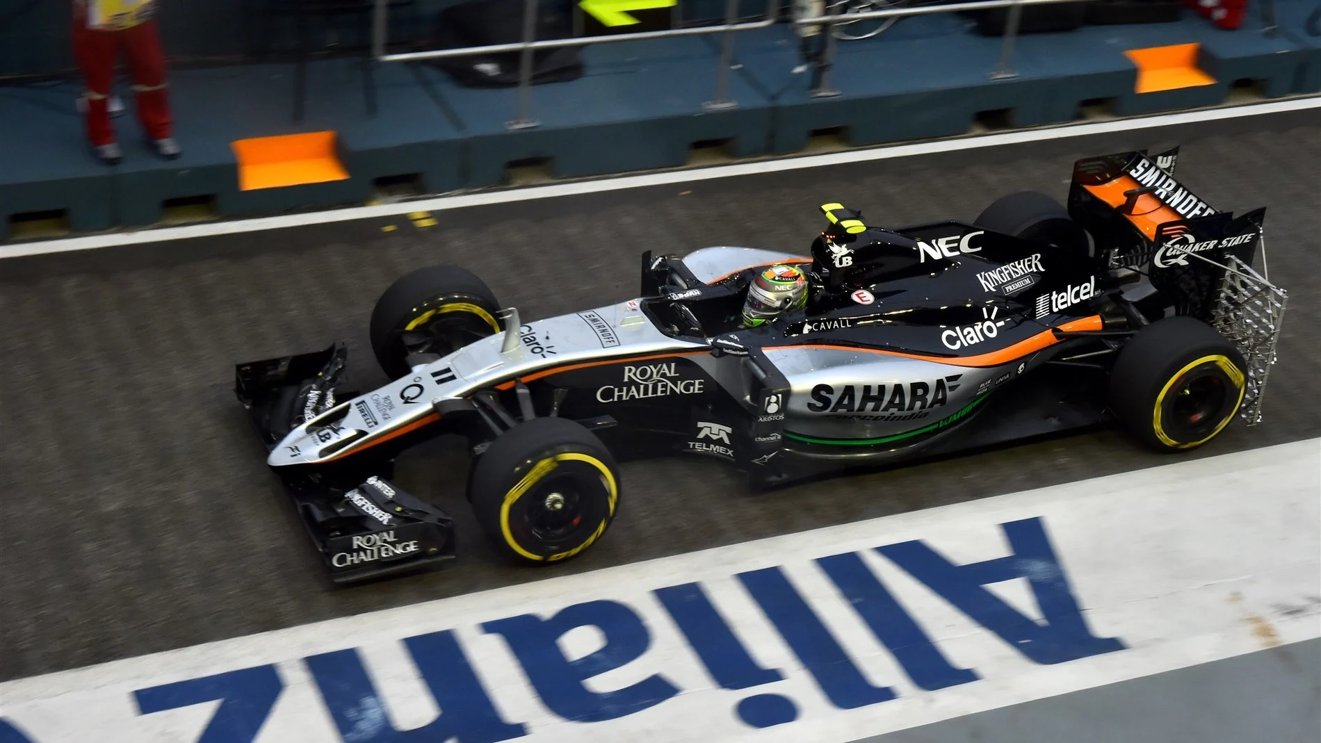 Sergio Perez (MEX) Force India VJM08 at Formula One World Championship, Rd13, Singapore Grand Prix, Practice, Marina Bay Street Circuit, Singapore, Friday 18 September 2015. © Sutton Motorsport Images