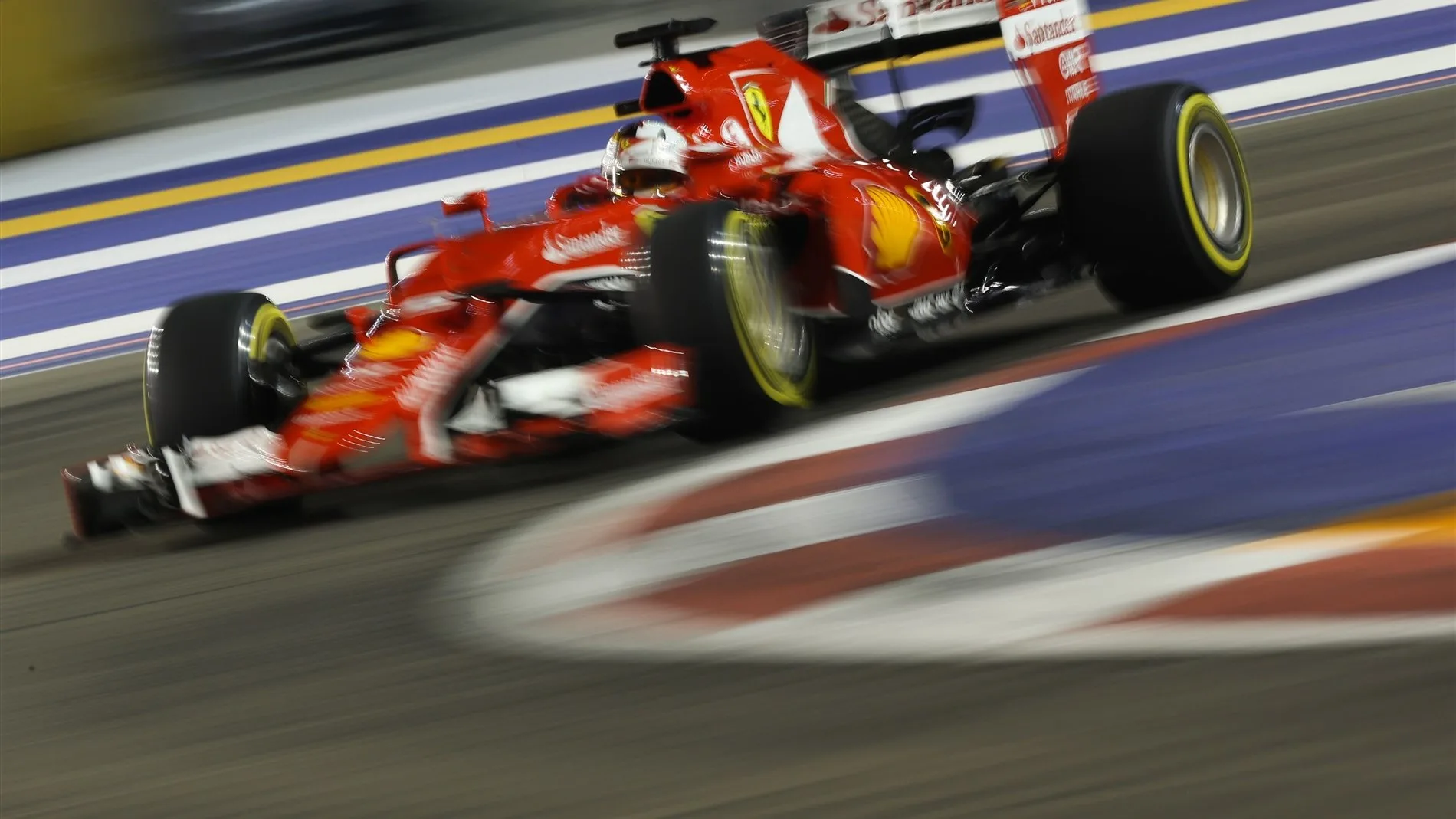 Sebastian Vettel (GER) Ferrari SF15-T at Formula One World Championship, Rd13, Singapore Grand Prix, Qualifying, Marina Bay Street Circuit, Singapore, Saturday 19  September 2015. © Sutton Motorsport Images