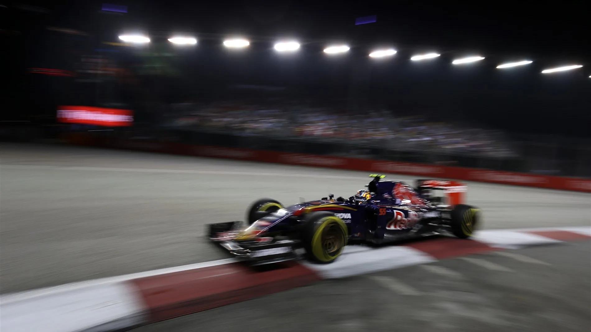 Carlos Sainz jr (ESP) Scuderia Toro Rosso STR10 at Formula One World Championship, Rd13, Singapore