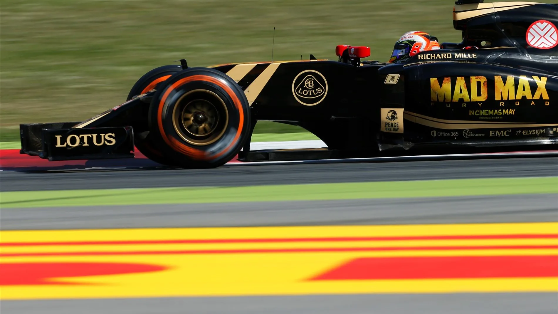 Romain Grosjean (FRA) Lotus E23 Hybrid at Formula One World Championship, Rd5, Spanish Grand Prix Qualifying, Barcelona, Spain, Saturday 9 May 2015. © Sutton Motorsport Images