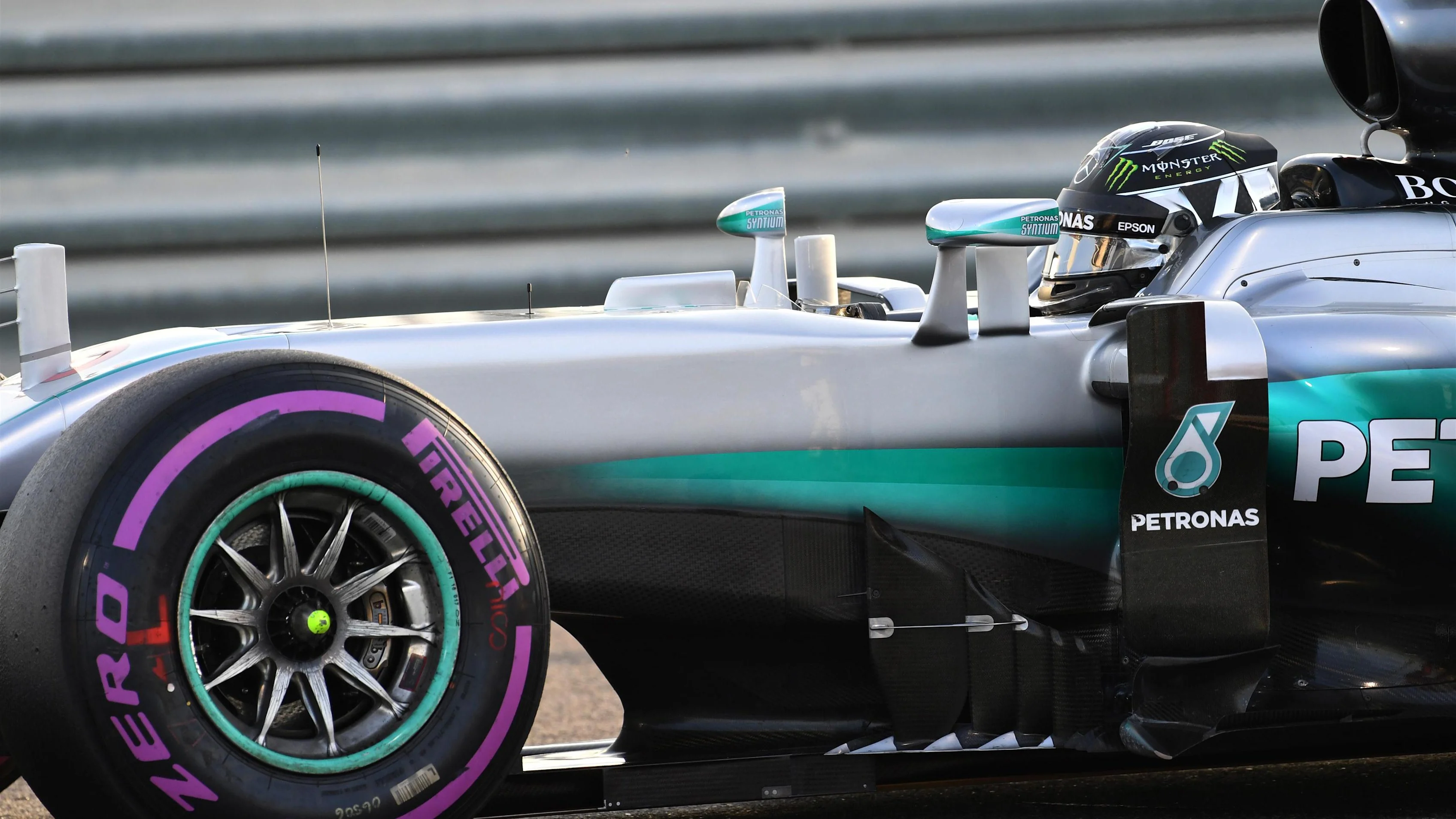 Nico Rosberg (GER) Mercedes-Benz F1 W07 Hybrid at Formula One World Championship, Rd21, Abu Dhabi