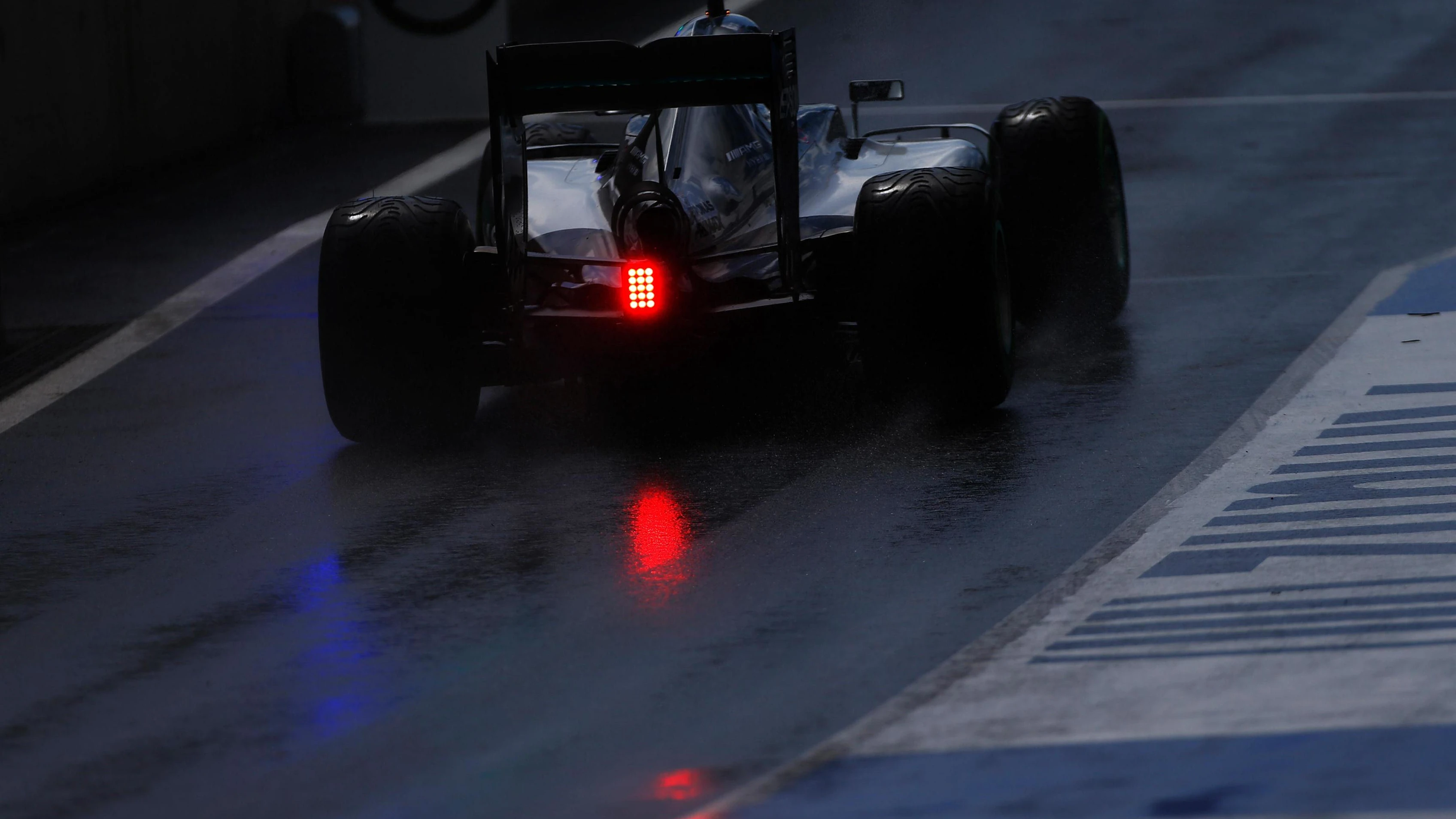 Nico Rosberg (GER) Mercedes-Benz F1 W07 Hybrid at Formula One World Championship, Rd9, Austrian Grand Prix, Practice, Spielberg, Austria, Friday 1 July 2016. © Sutton Images