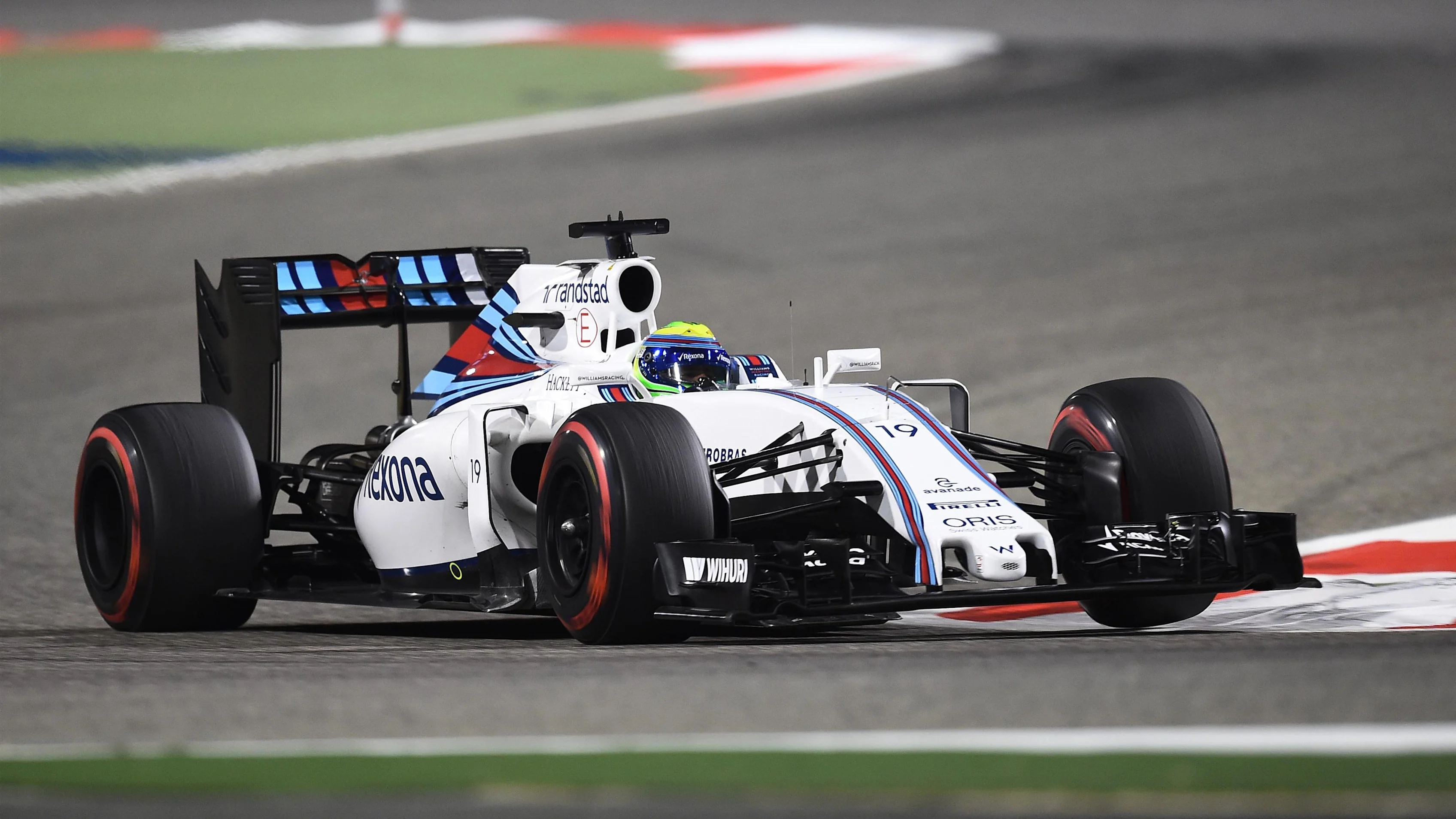 Felipe Massa (BRA) Williams FW38 at Formula One World Championship, Rd2, Bahrain Grand Prix