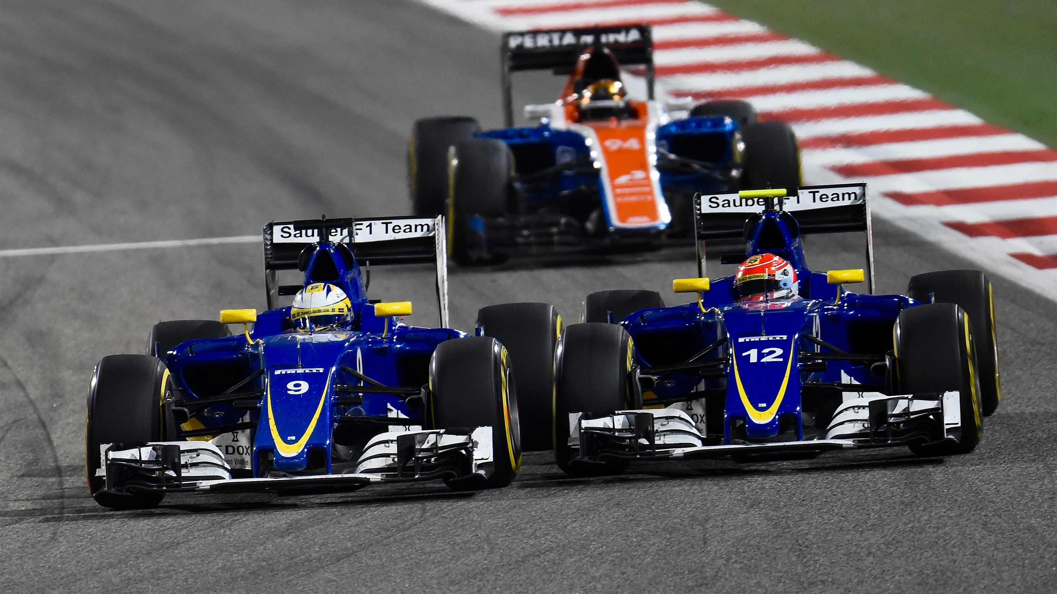 Marcus Ericsson (SWE) Sauber C35 and Felipe Nasr (BRA) Sauber C35 battle at Formula One World