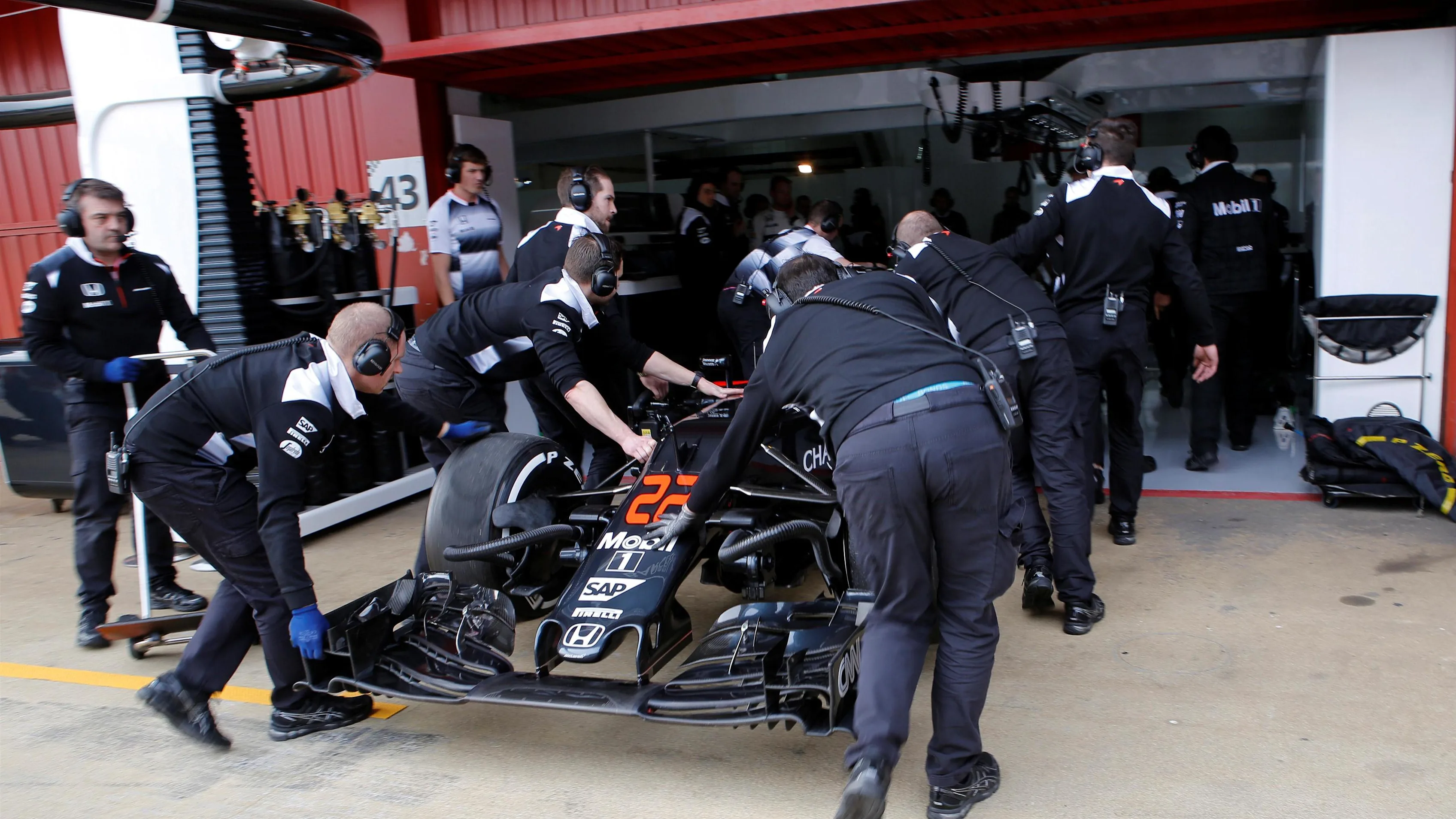 Jenson Button (GBR) McLaren MP4-31 at Formula One Testing, Day Three, Barcelona, Spain, Wednesday