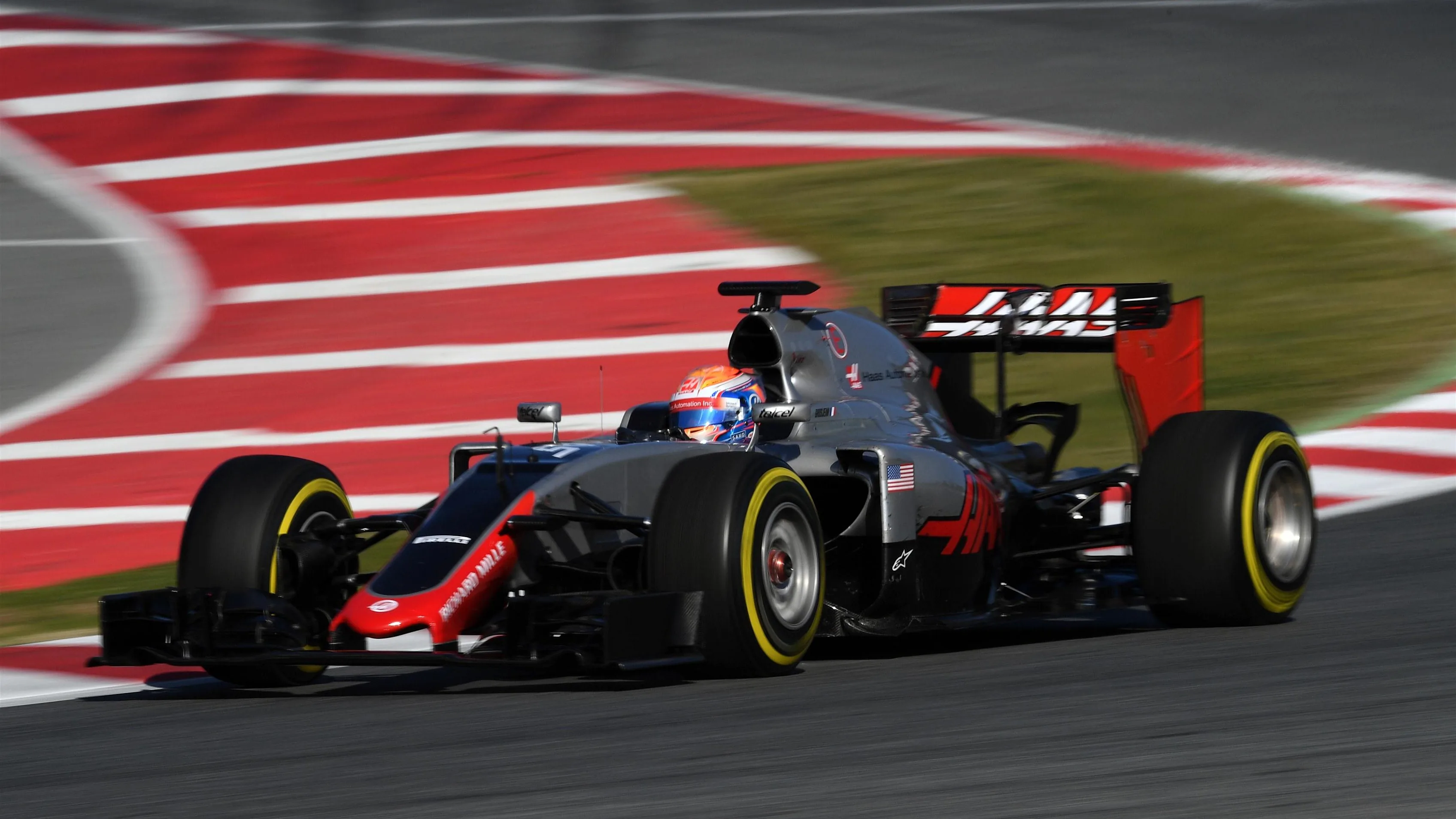 Romain Grosjean (FRA) Haas VF-16 at Formula One Testing, Day Four, Barcelona, Spain, Friday 4