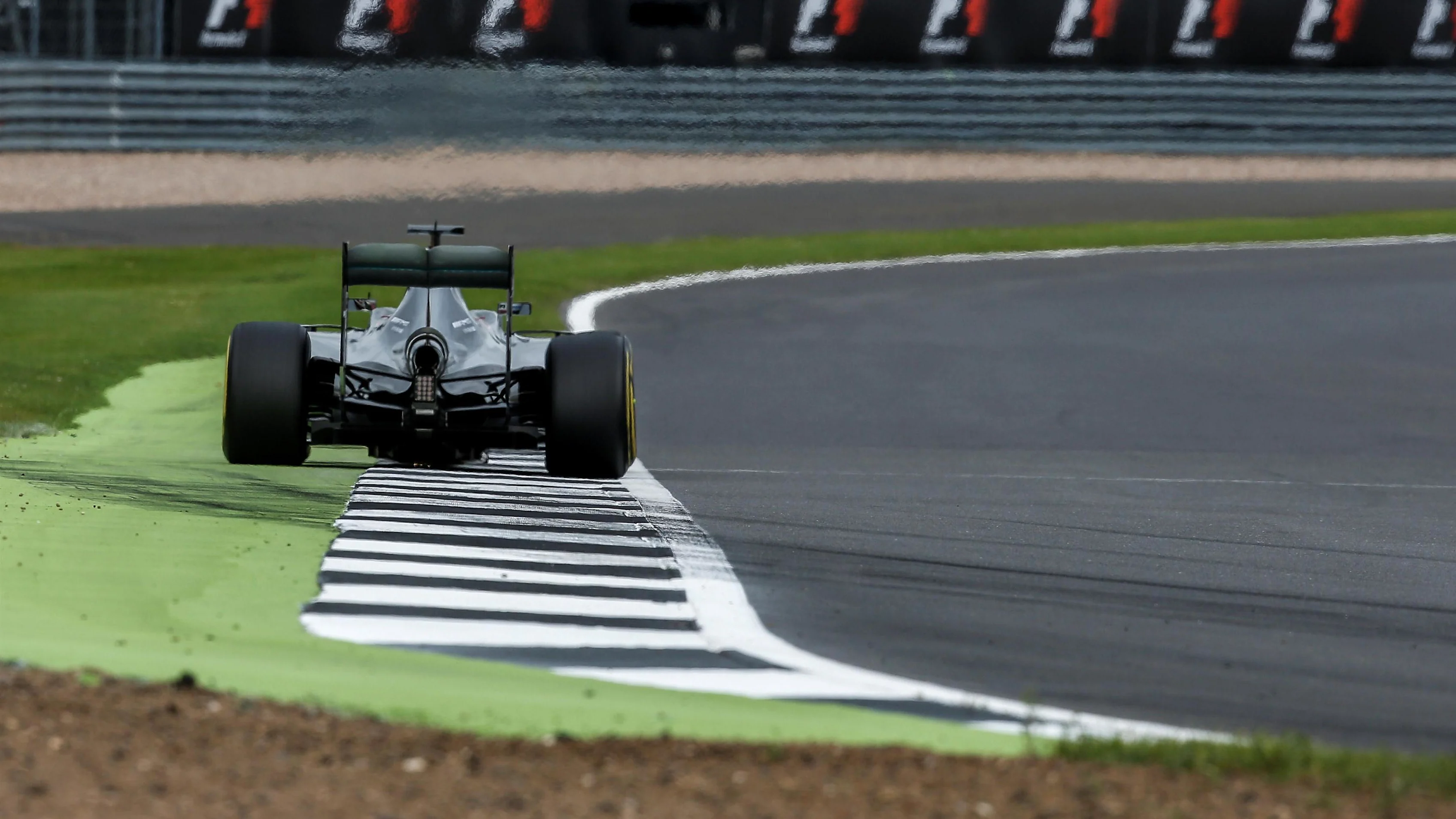 Lewis Hamilton (GBR) Mercedes-Benz F1 W07 Hybrid at Formula One World Championship, Rd10, British