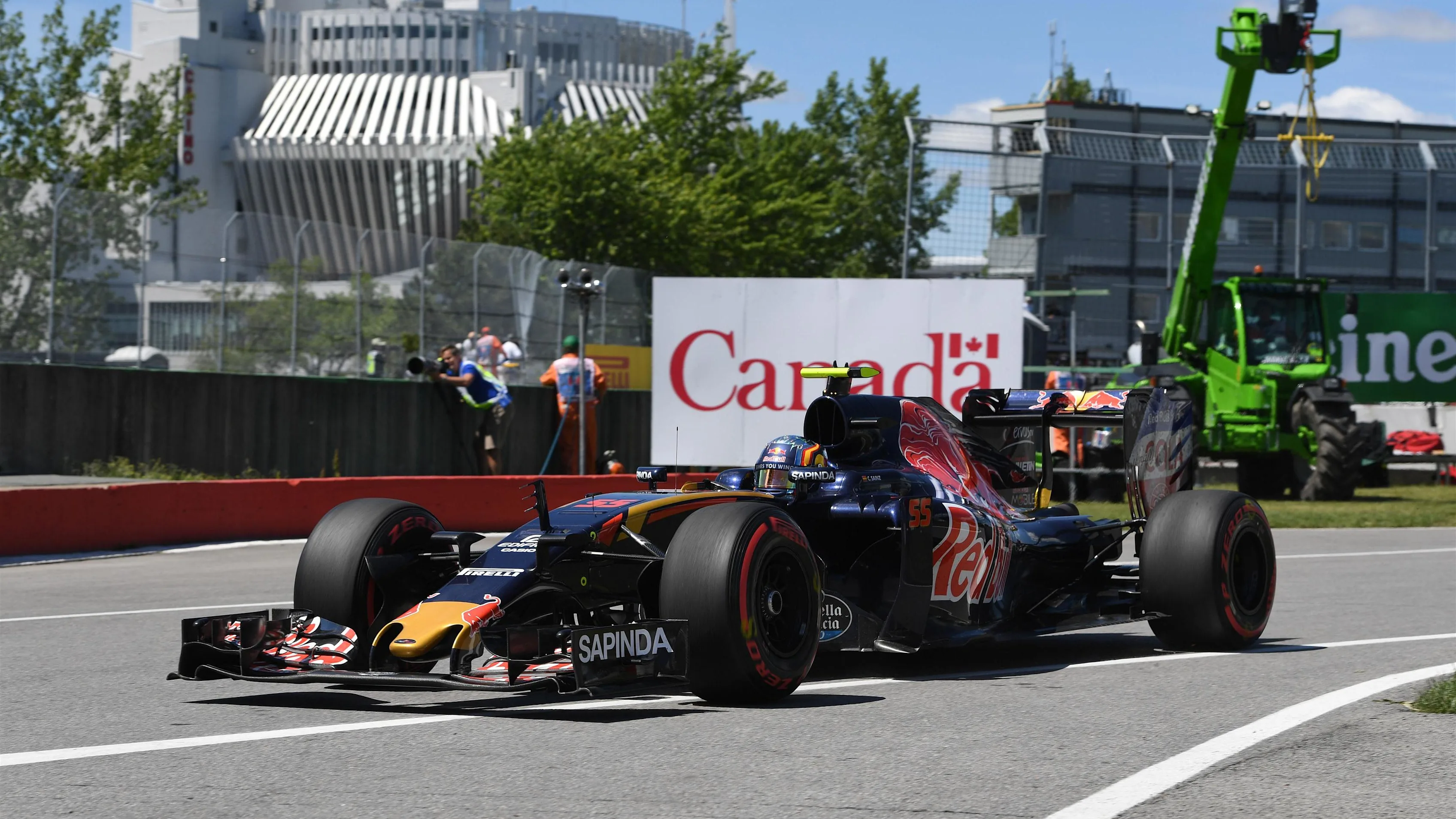 Carlos Sainz jr (ESP) Scuderia Toro Rosso STR11 at Formula One World Championship, Rd7, Canadian Grand Prix, Practice, Montreal, Canada, Friday 10 June 2016. © Sutton Images