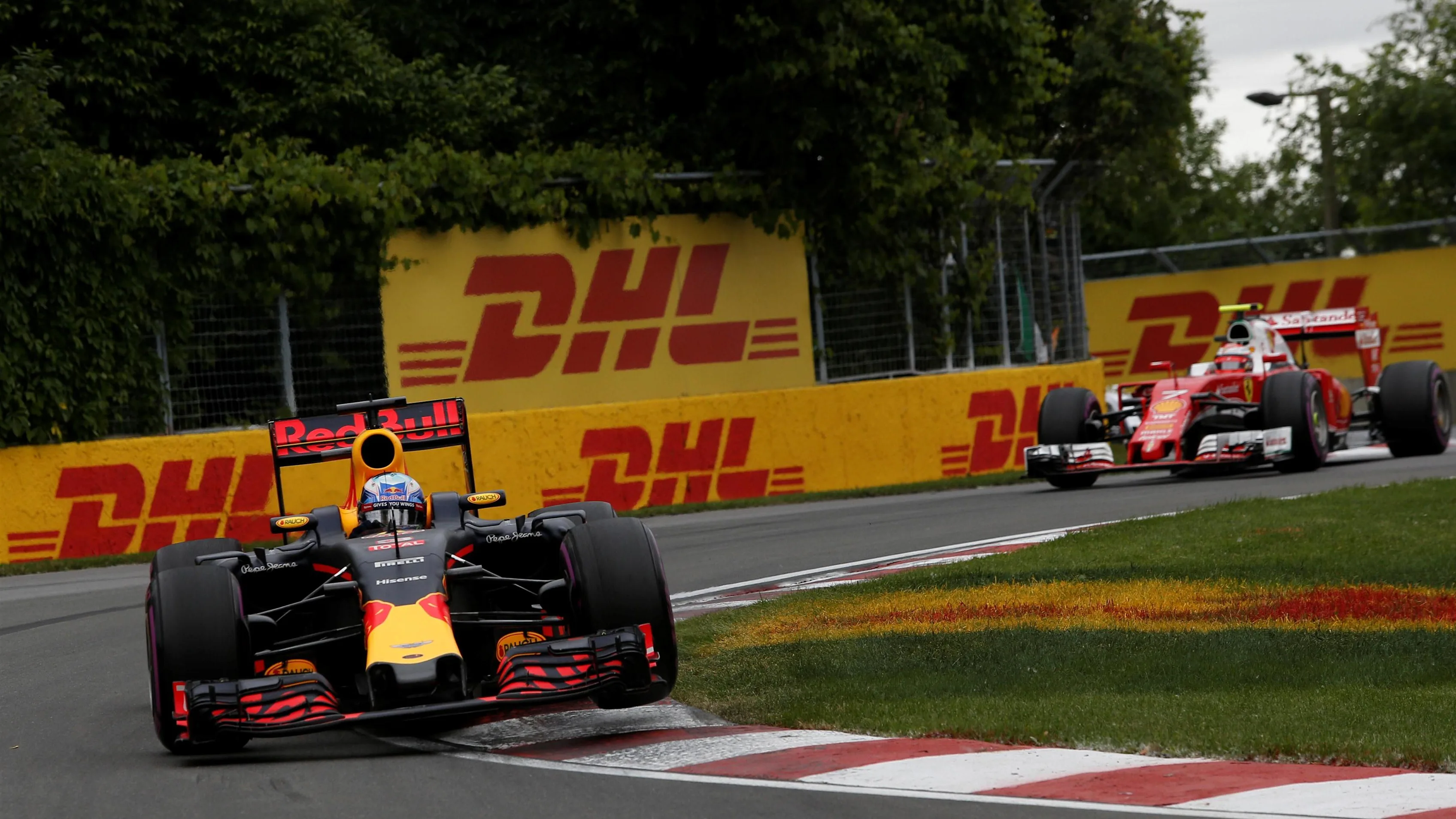 Daniel Ricciardo (AUS) Red Bull Racing RB12 at Formula One World Championship, Rd7, Canadian Grand