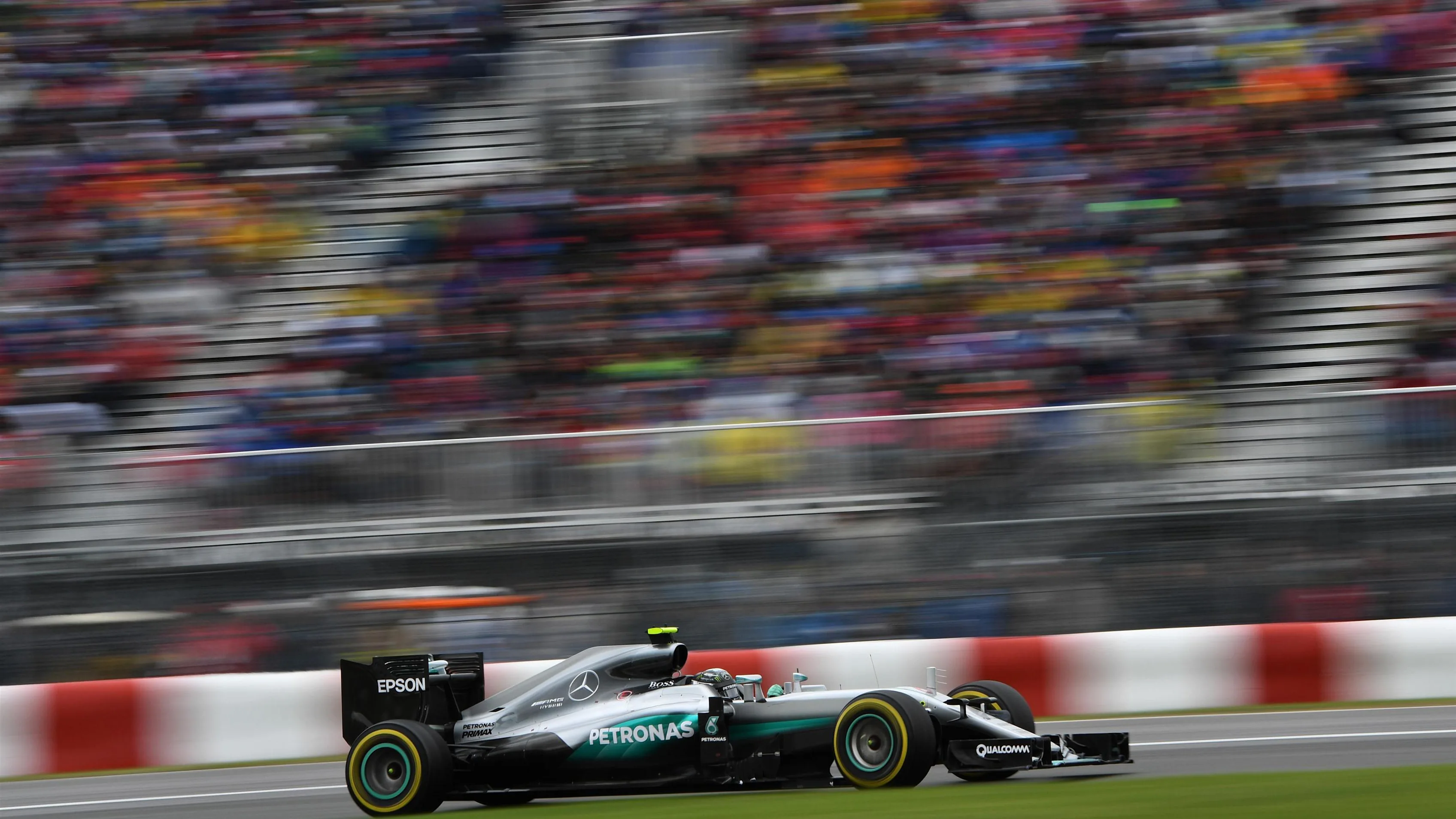 Nico Rosberg (GER) Mercedes-Benz F1 W07 Hybrid at Formula One World Championship, Rd7, Canadian