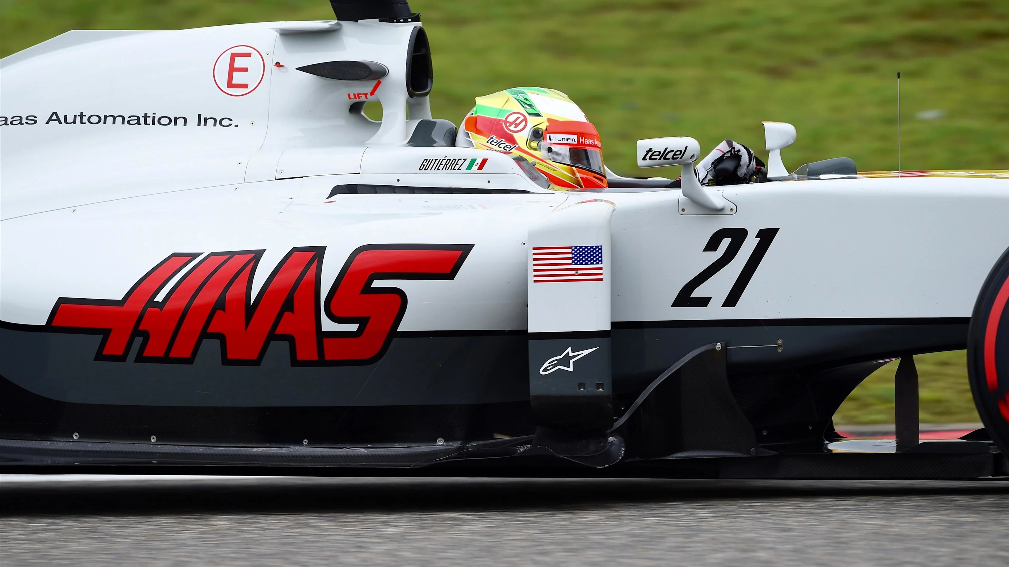 Esteban Gutierrez (MEX) Haas VF-16 at Formula One World Championship, Rd3, Chinese Grand Prix,