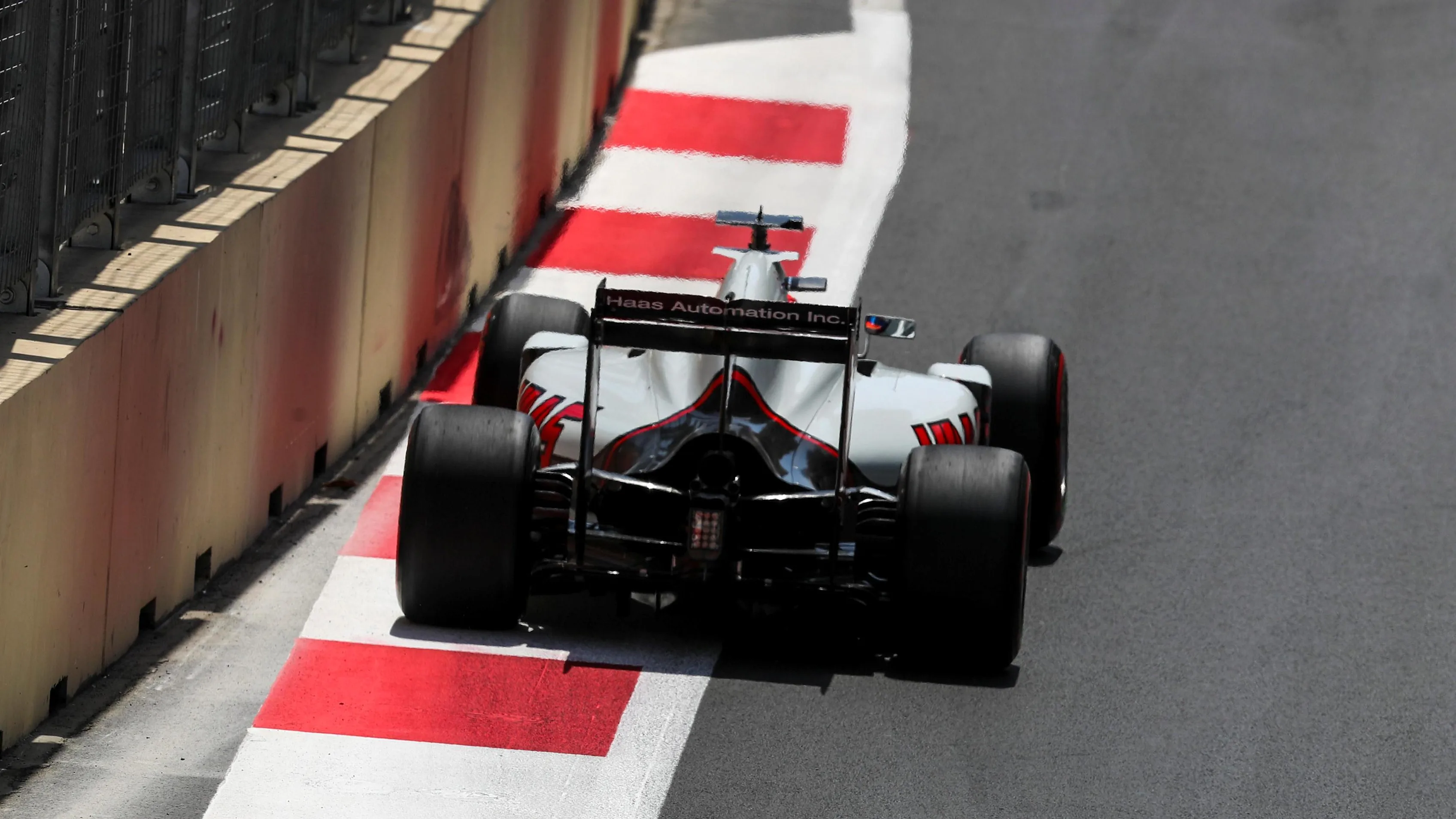 Romain Grosjean (FRA) Haas VF-16 at Formula One World Championship, Rd8, European Grand Prix, Qualifying, Baku City Circuit, Baku, Azerbaijan, Saturday 18 June 2016. © Sutton Images