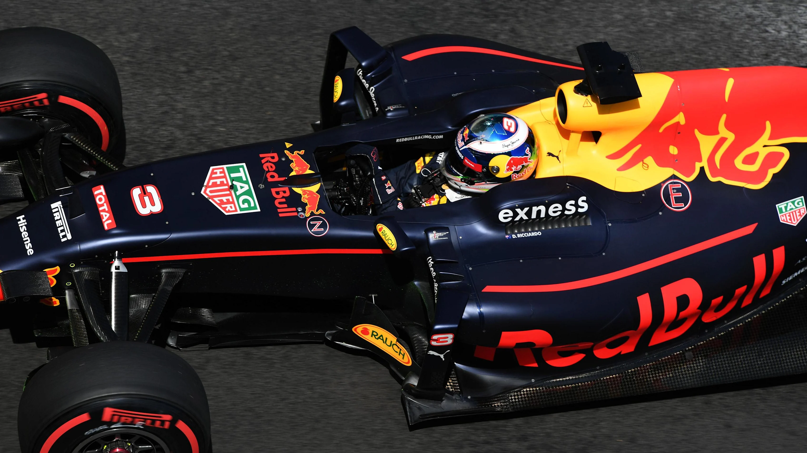 Daniel Ricciardo (AUS) Red Bull Racing RB12 at Formula One World Championship, Rd8, European Grand