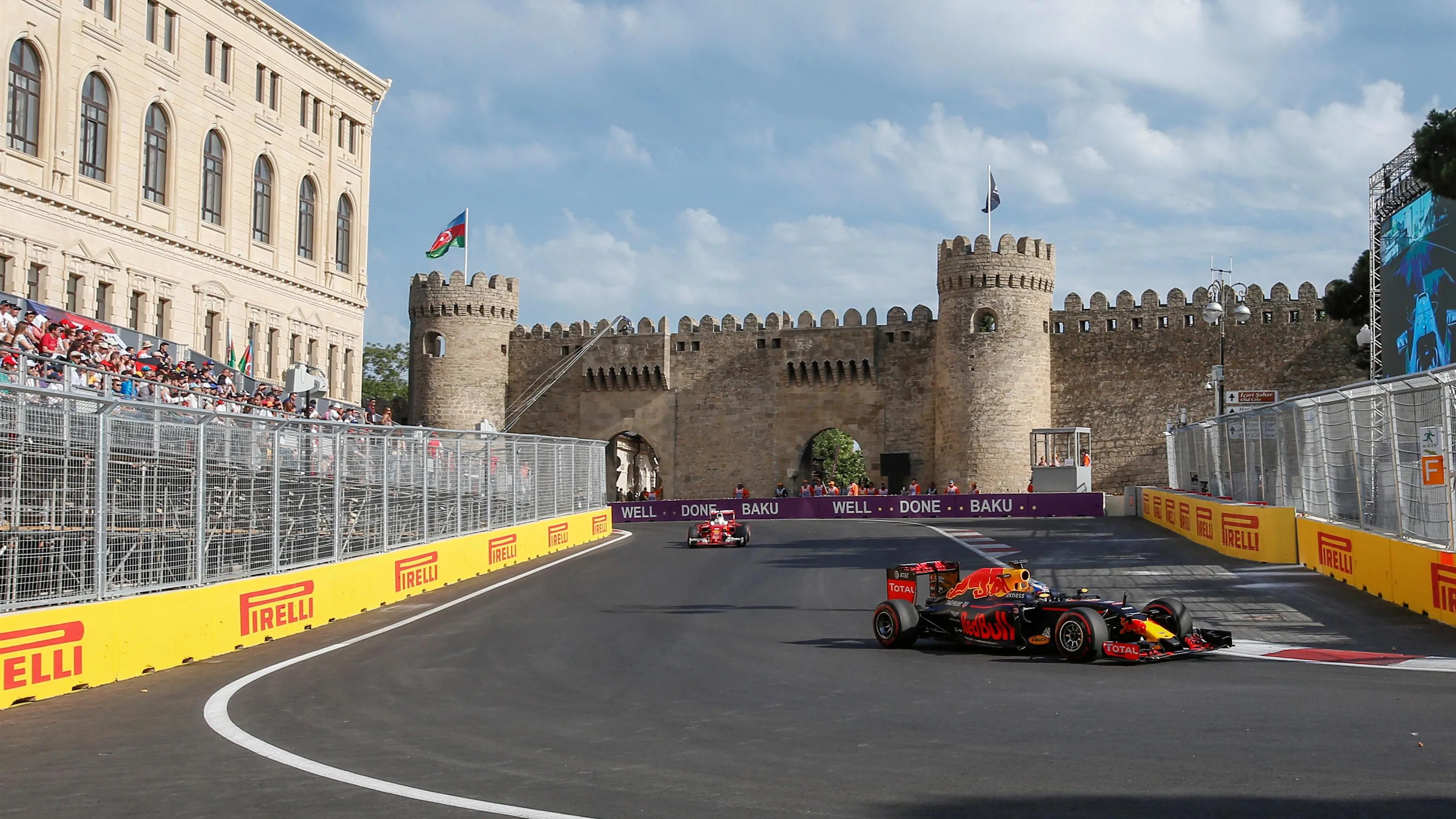 Daniel Ricciardo (AUS) Red Bull Racing RB12 at Formula One World Championship, Rd8, European Grand Prix, Race, Baku City Circuit, Baku, Azerbaijan, Sunday 19 June 2016. © Sutton Images