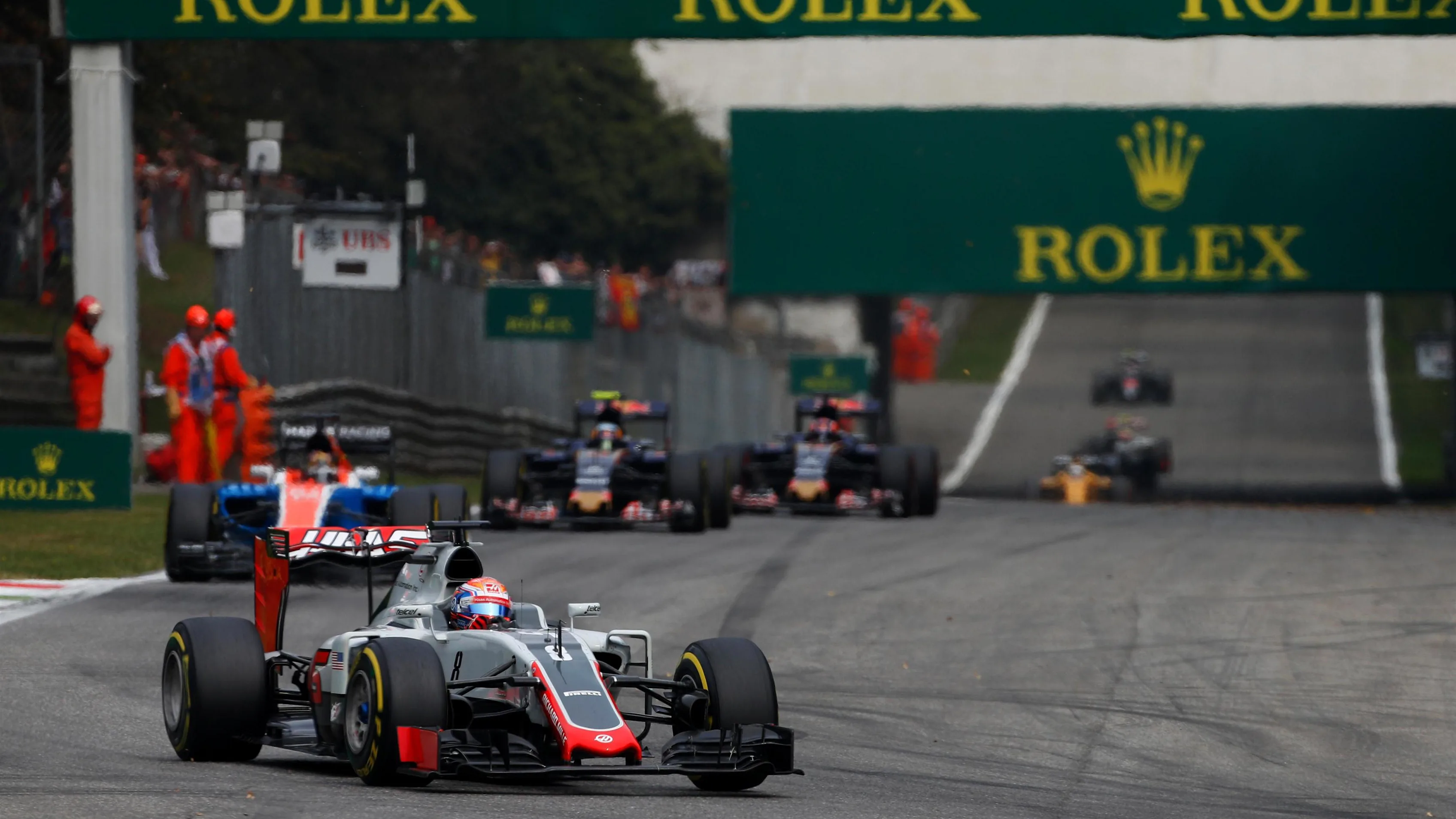 Esteban Gutierrez (MEX) Haas VF-16 at Formula One World Championship, Rd14, Italian Grand Prix, Race, Monza, Italy, Sunday 4 September 2016. © Sutton Images