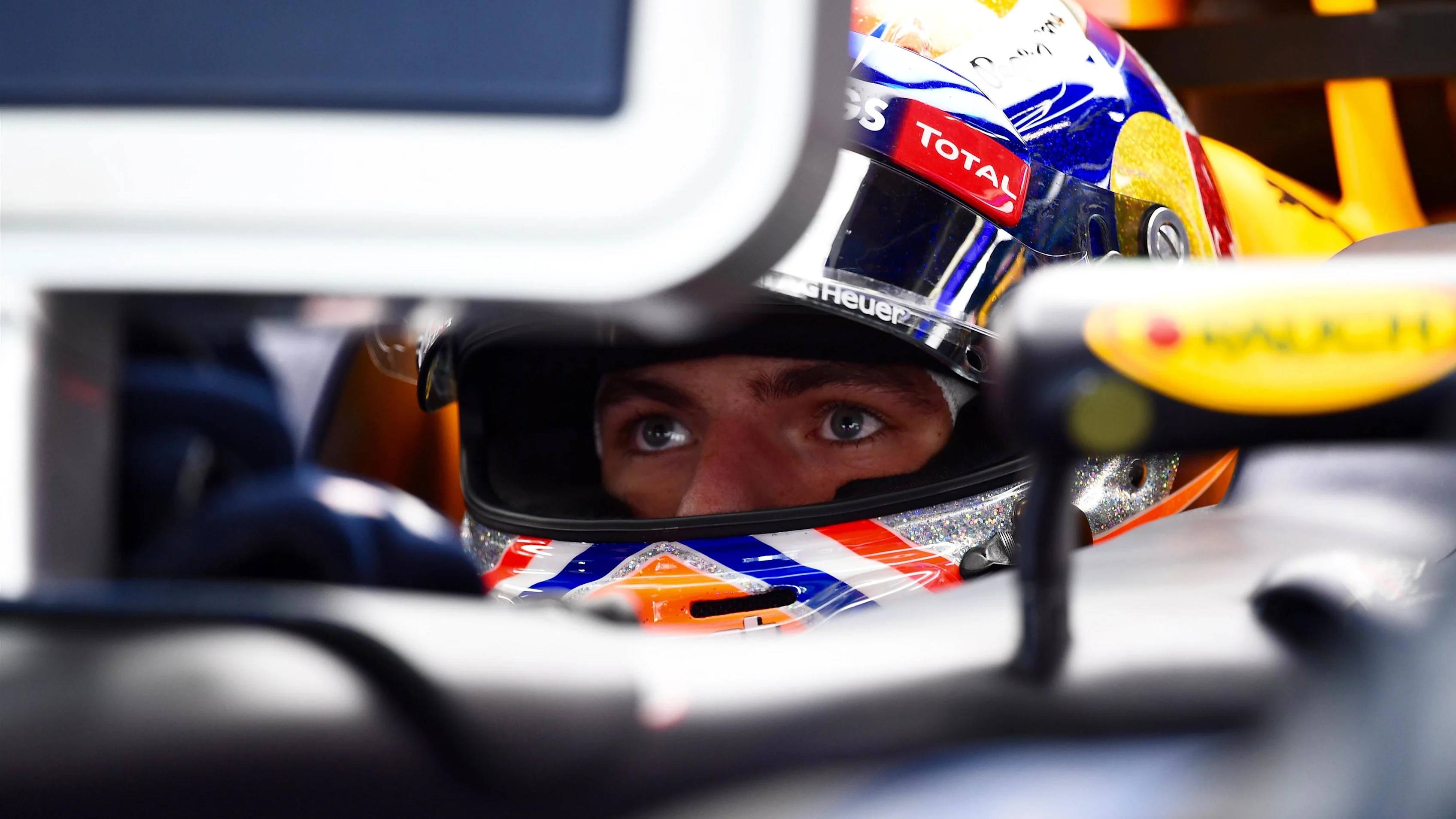 Max Verstappen (NED) Red Bull Racing at Formula One World Championship, Rd17, Japanese Grand Prix, Practice, Suzuka, Japan, Friday 7 October 2016. © Sutton Images