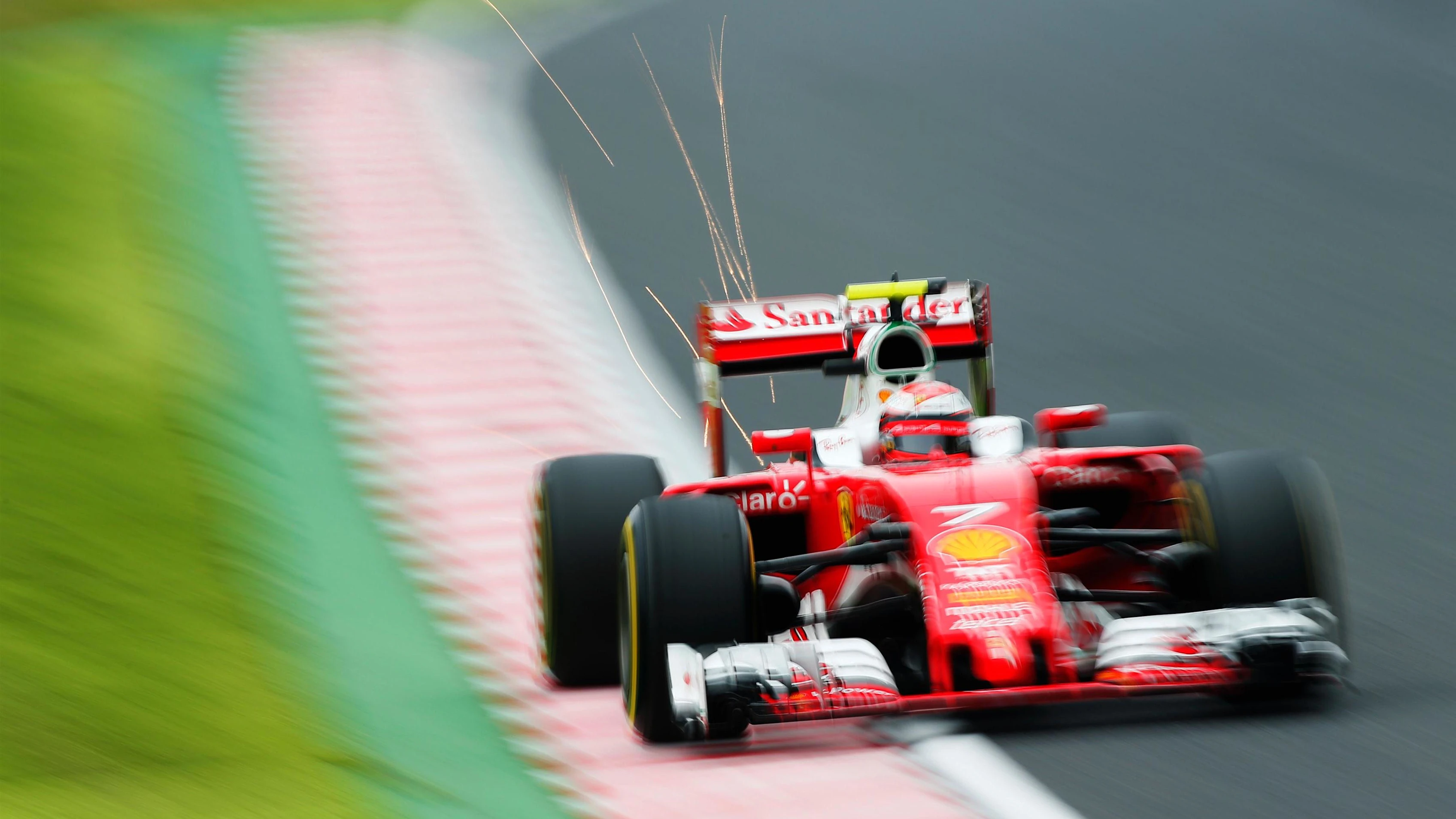 Kimi Raikkonen (FIN) Ferrari SF16-H at Formula One World Championship, Rd17, Japanese Grand Prix,