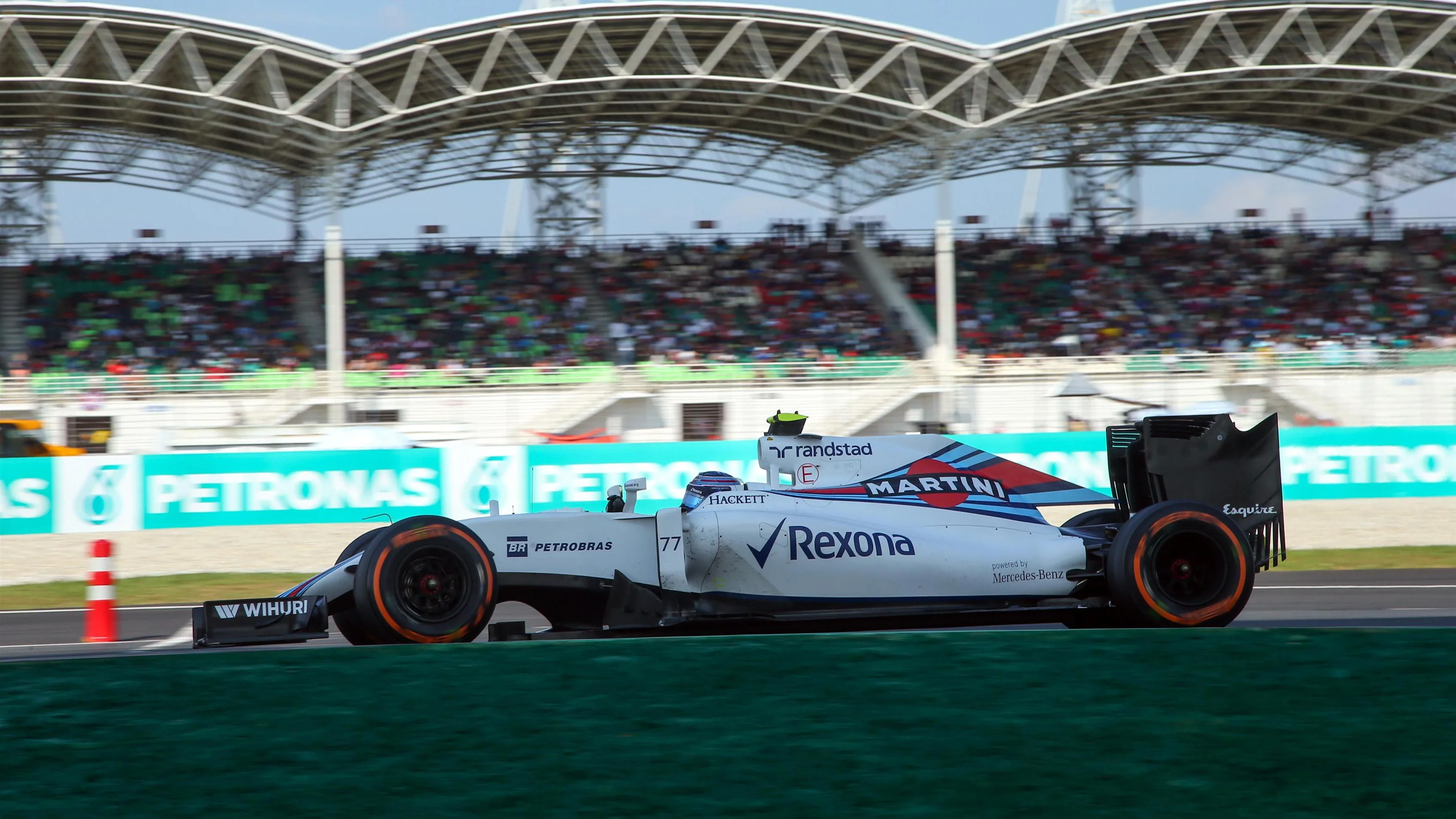 Valtteri Bottas (FIN) Williams FW38 at Formula One World Championship, Rd16, Malaysian Grand Prix, Race,  Sepang, Malaysia, Sunday 2 October 2016. © Sutton Images