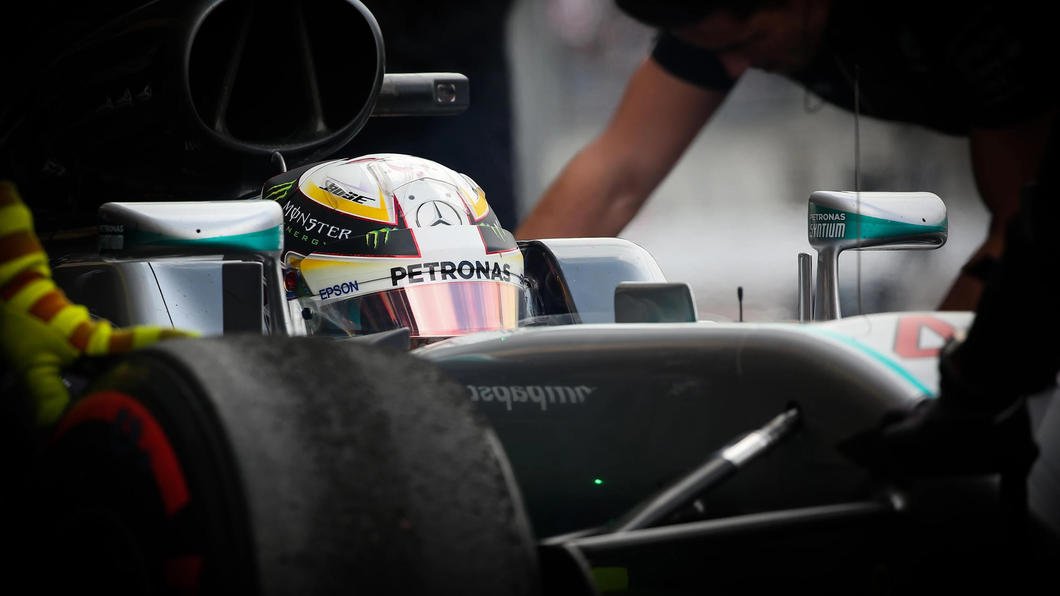 Lewis Hamilton (GBR) Mercedes-Benz F1 W07 Hybrid at Formula One World Championship, Rd19, Mexican Grand Prix, Practice, Circuit Hermanos Rodriguez, Mexico City, Mexico, Friday 28 October 2016. © Sutton Images