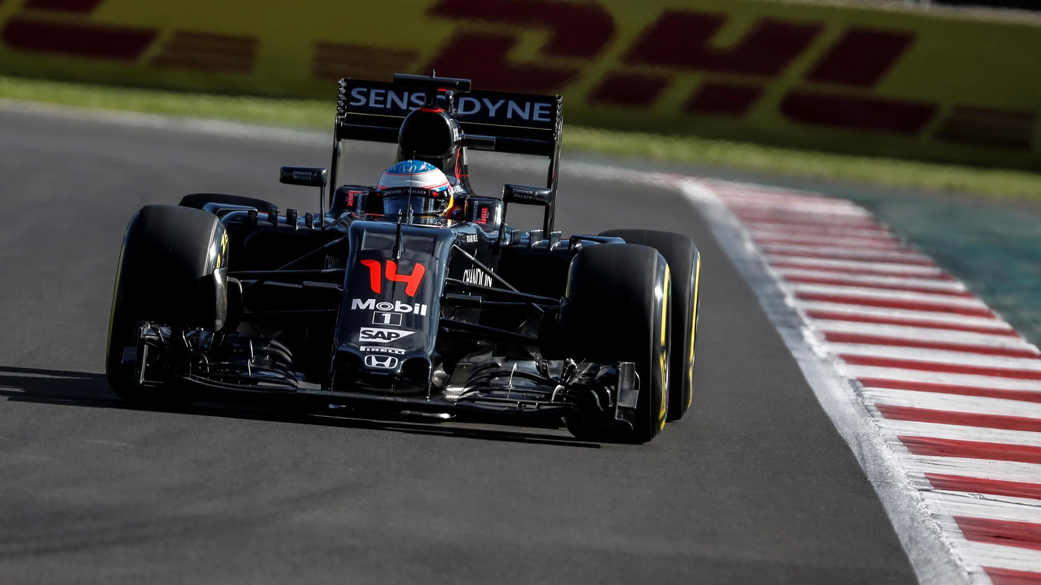 Fernando Alonso (ESP) McLaren MP4-31 at Formula One World Championship, Rd19, Mexican Grand Prix,