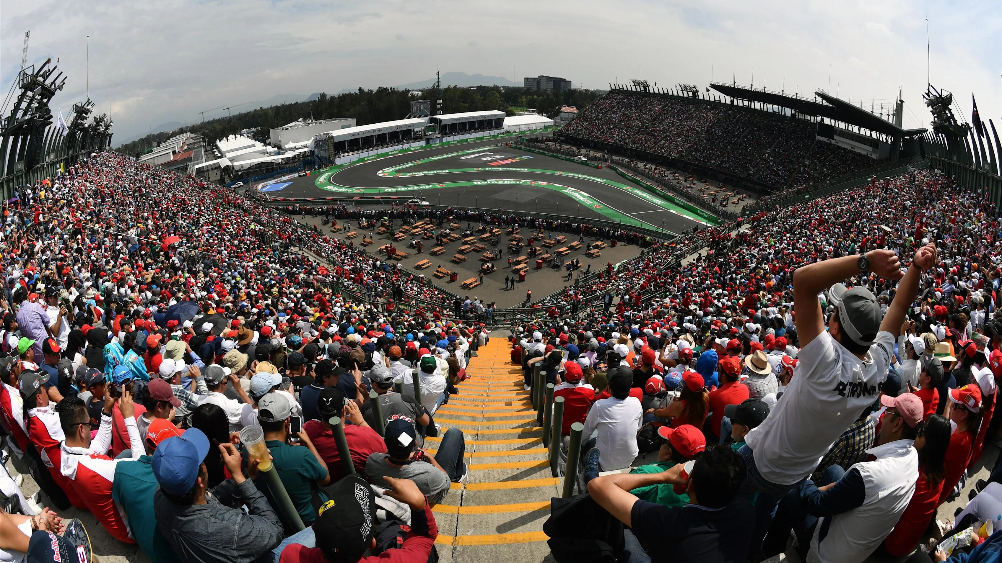 Fans at Formula One World Championship, Rd19, Mexican Grand Prix, Race, Circuit Hermanos Rodriguez,
