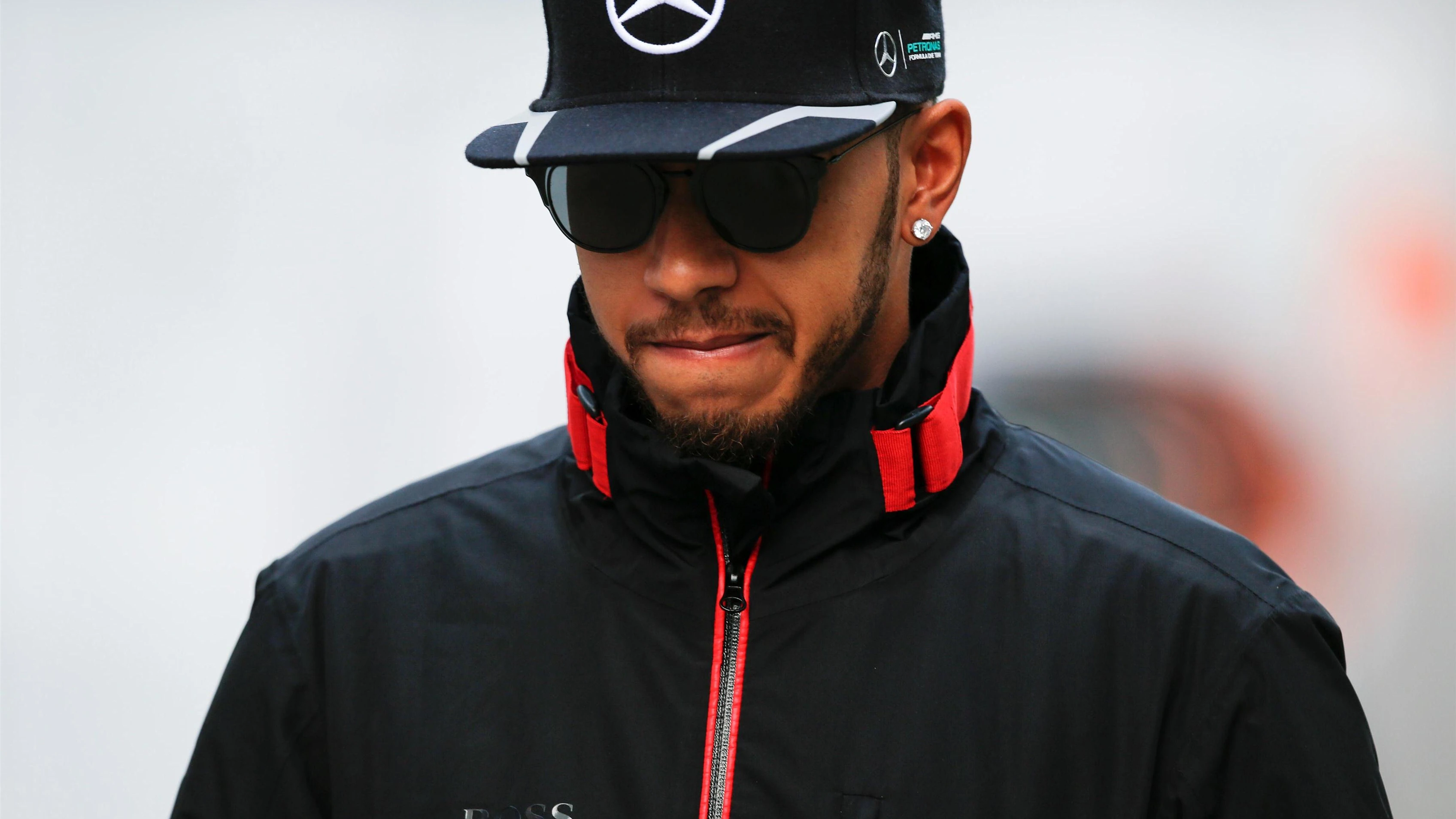 Lewis Hamilton (GBR) Mercedes AMG F1 at Formula One World Championship, Rd4, Russian Grand Prix, Practice, Sochi Autodrom, Sochi, Krasnodar Krai, Russia, Friday 29 April 2016. © Sutton Motorsport Images