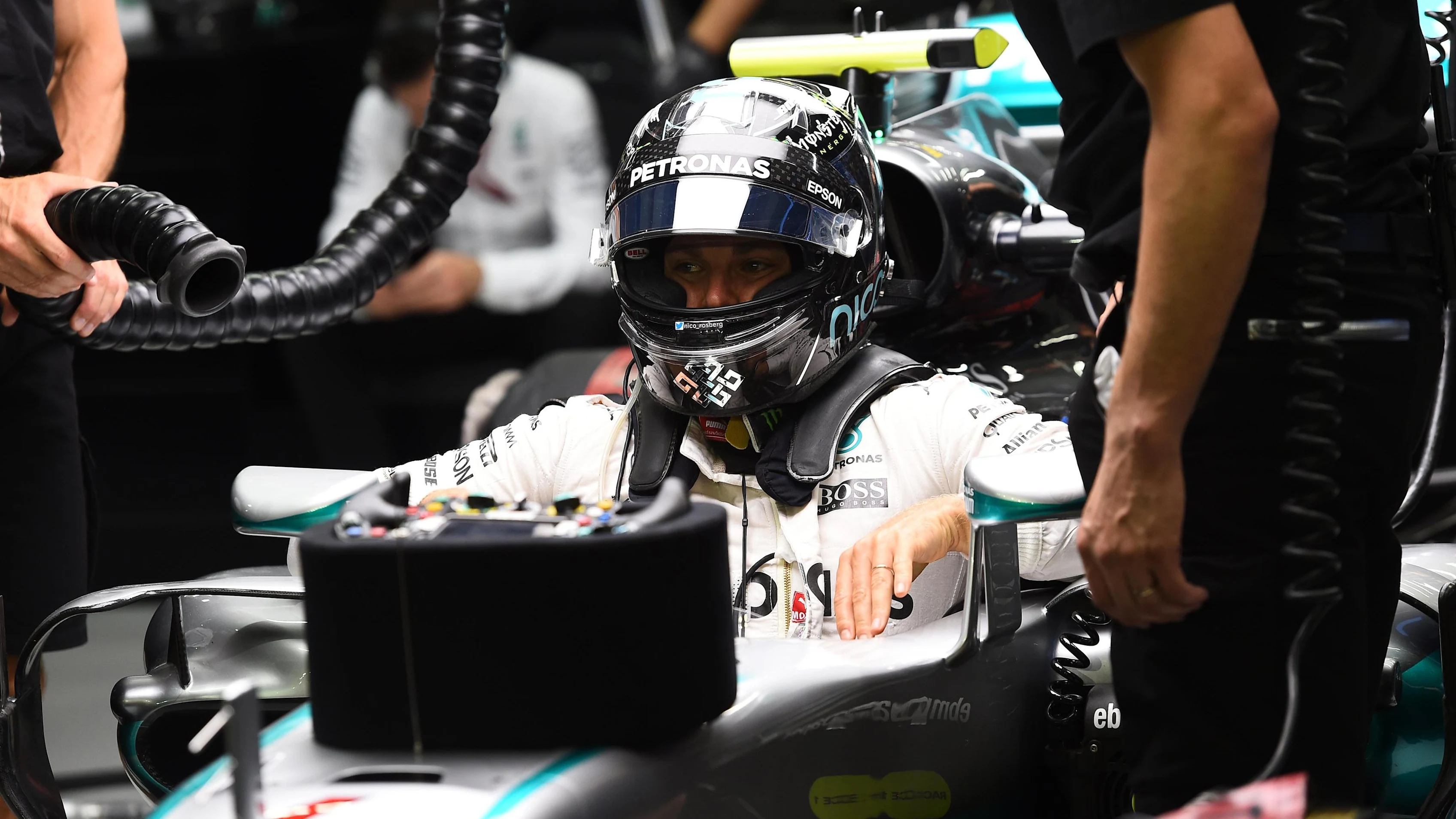 Nico Rosberg (GER) Mercedes AMG F1 at Formula One World Championship, Rd15, Singapore Grand Prix, Practice, Marina Bay Street Circuit, Singapore, Friday 16 September 2016. © Sutton Images