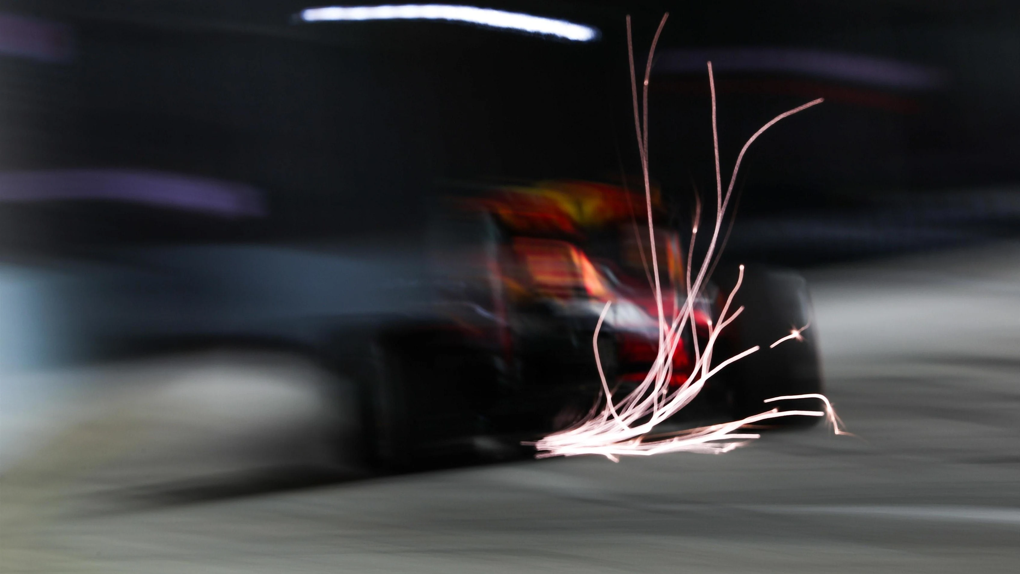 Daniel Ricciardo (AUS) Red Bull Racing RB12 at Formula One World Championship, Rd15, Singapore Grand Prix, Practice, Marina Bay Street Circuit, Singapore, Friday 16 September 2016. © Sutton Images