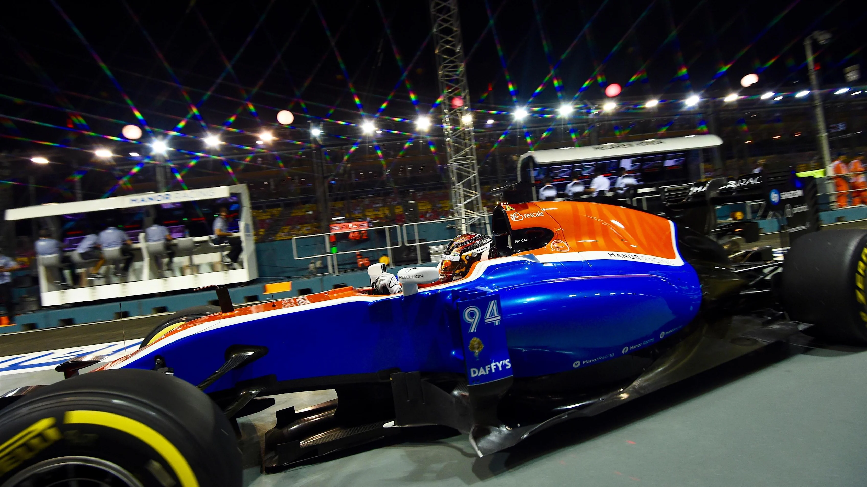 Pascal Wehrlein (GER) Manor Racing MRT05 at Formula One World Championship, Rd15, Singapore Grand Prix, Practice, Marina Bay Street Circuit, Singapore, Friday 16 September 2016. © Sutton Images