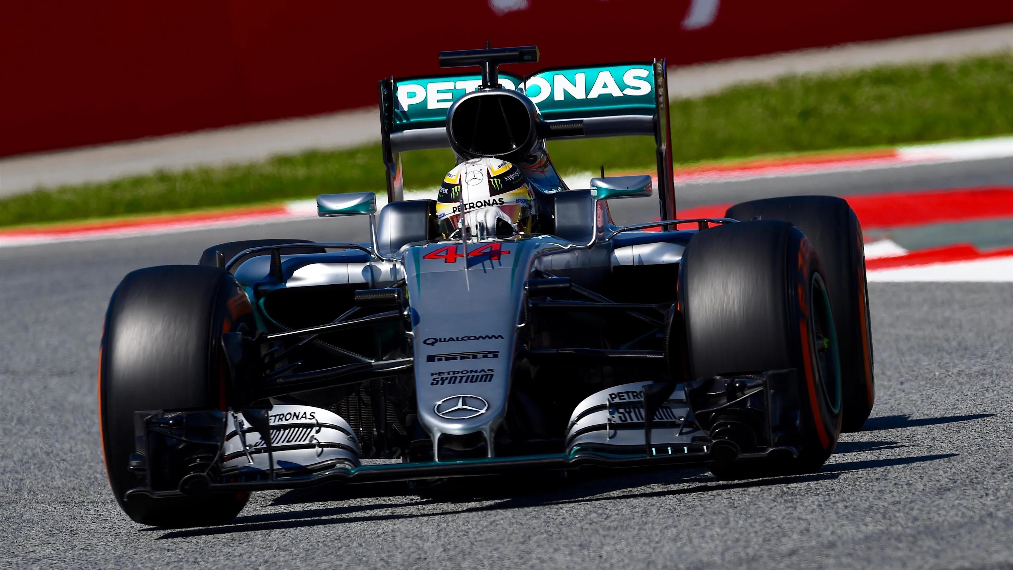 Lewis Hamilton (GBR) Mercedes-Benz F1 W07 Hybrid at Formula One World Championship, Rd5, Spanish
