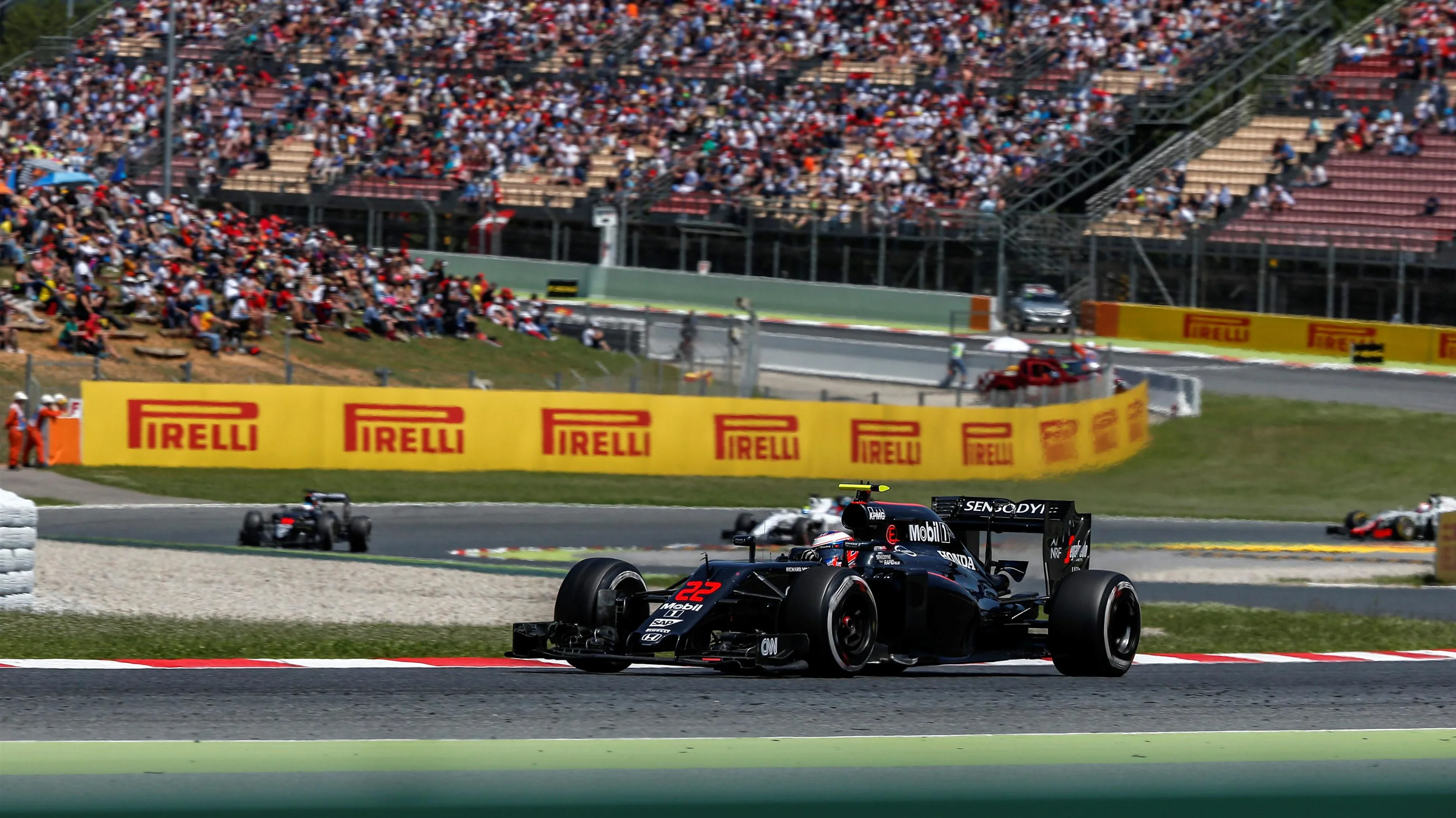 Jenson Button (GBR) McLaren MP4-31 at Formula One World Championship, Rd5, Spanish Grand Prix, Race, Barcelona, Spain, Sunday 15 May 2016. © Sutton Images
