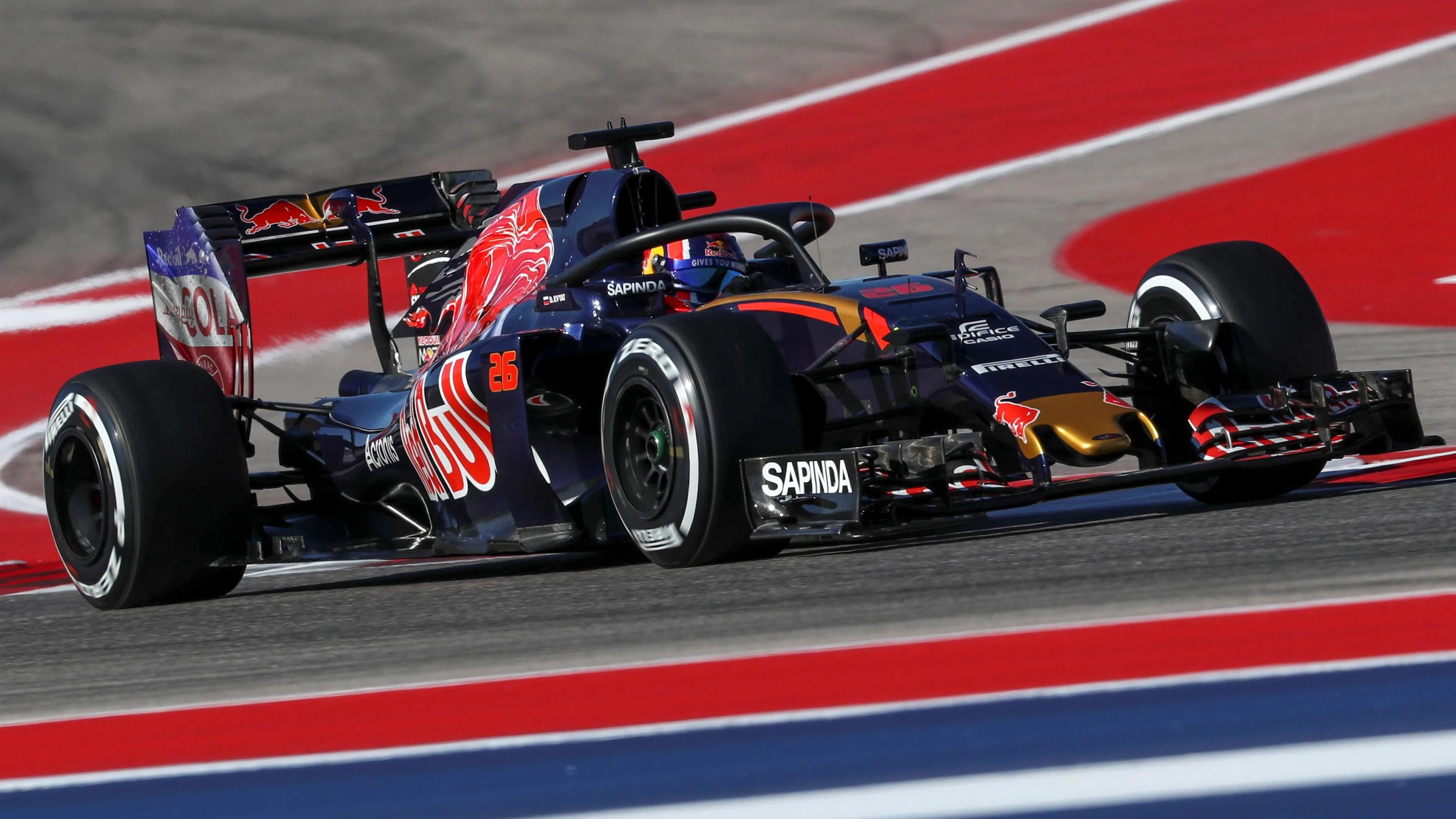 Daniil Kvyat (RUS) Scuderia Toro Rosso STR11 with halo at Formula One World Championship, Rd18,
