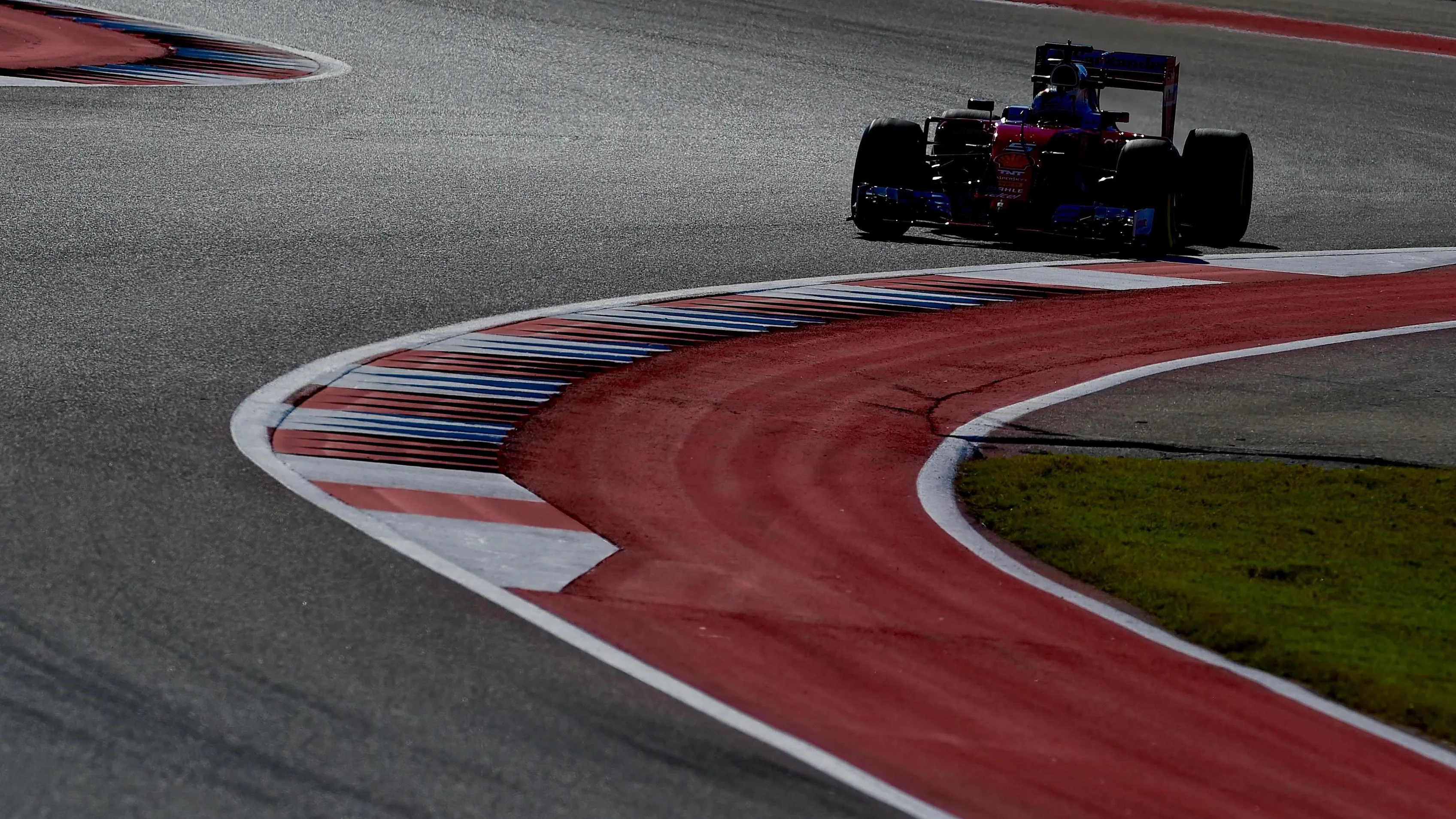 Sebastian Vettel (GER) Ferrari SF16-H at Formula One World Championship, Rd18, United States Grand