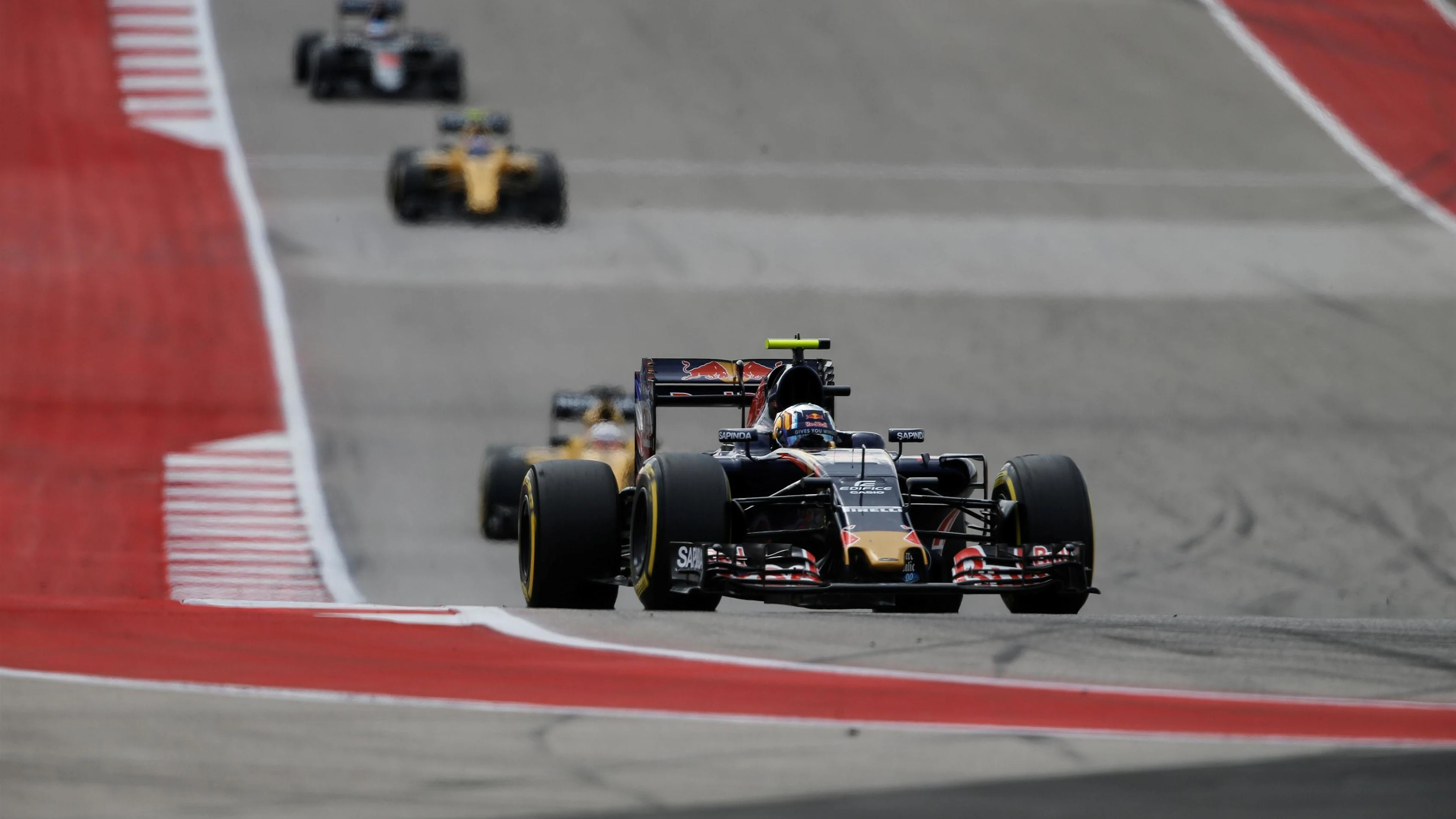 Carlos Sainz (ESP) Scuderia Toro Rosso STR11 at Formula One World Championship, Rd18, United States Grand Prix, Race, Circuit of the Americas, Austin, Texas, USA, Sunday 23 October 2016. © Sutton Images