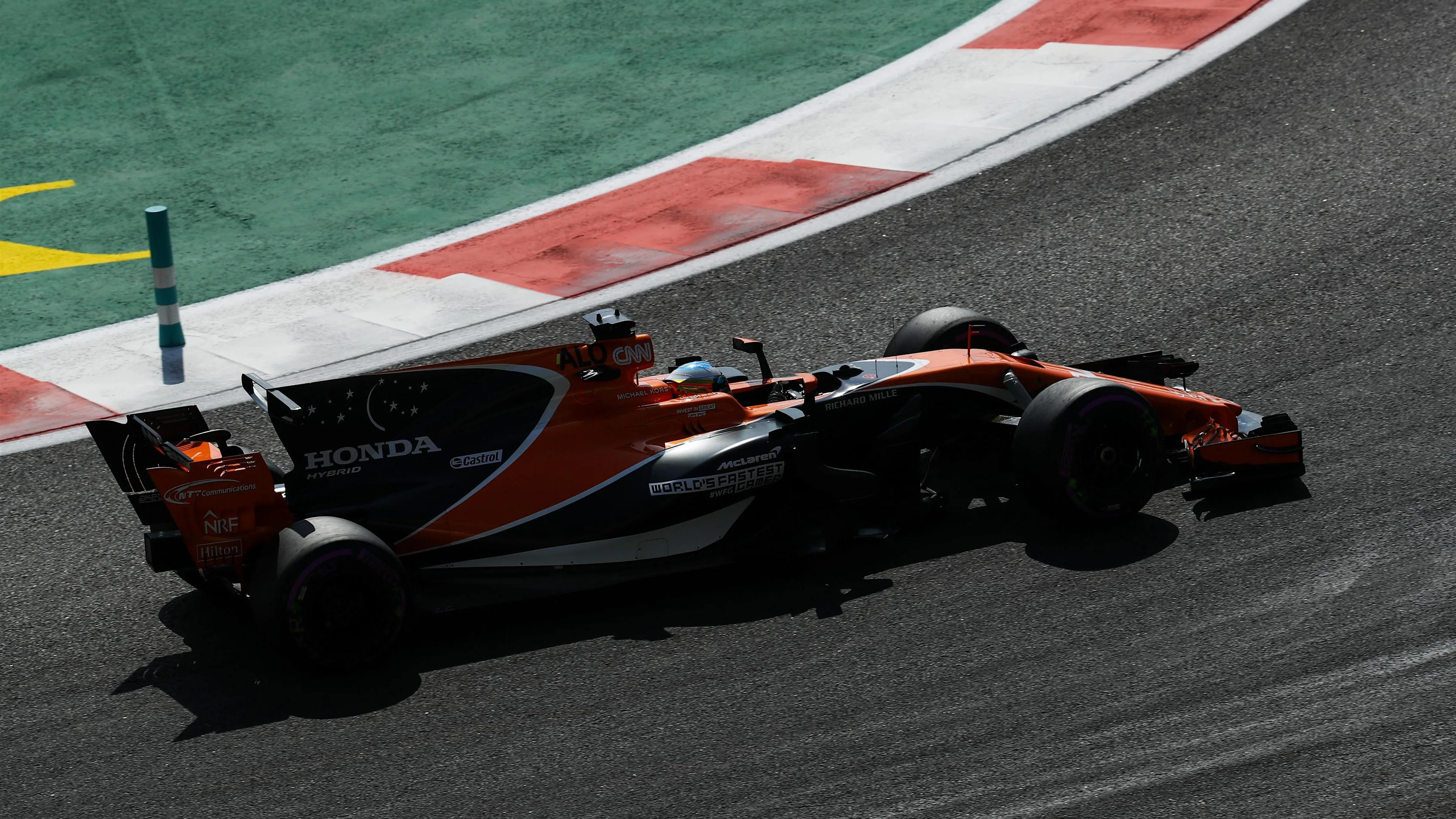 Fernando Alonso (ESP) McLaren MCL32 at Formula One World Championship, Rd20, Abu Dhabi Grand Prix, Practice, Yas Marina Circuit, Abu Dhabi, UAE, Friday 24 November 2017. © Lionel Ng/Sutton Images