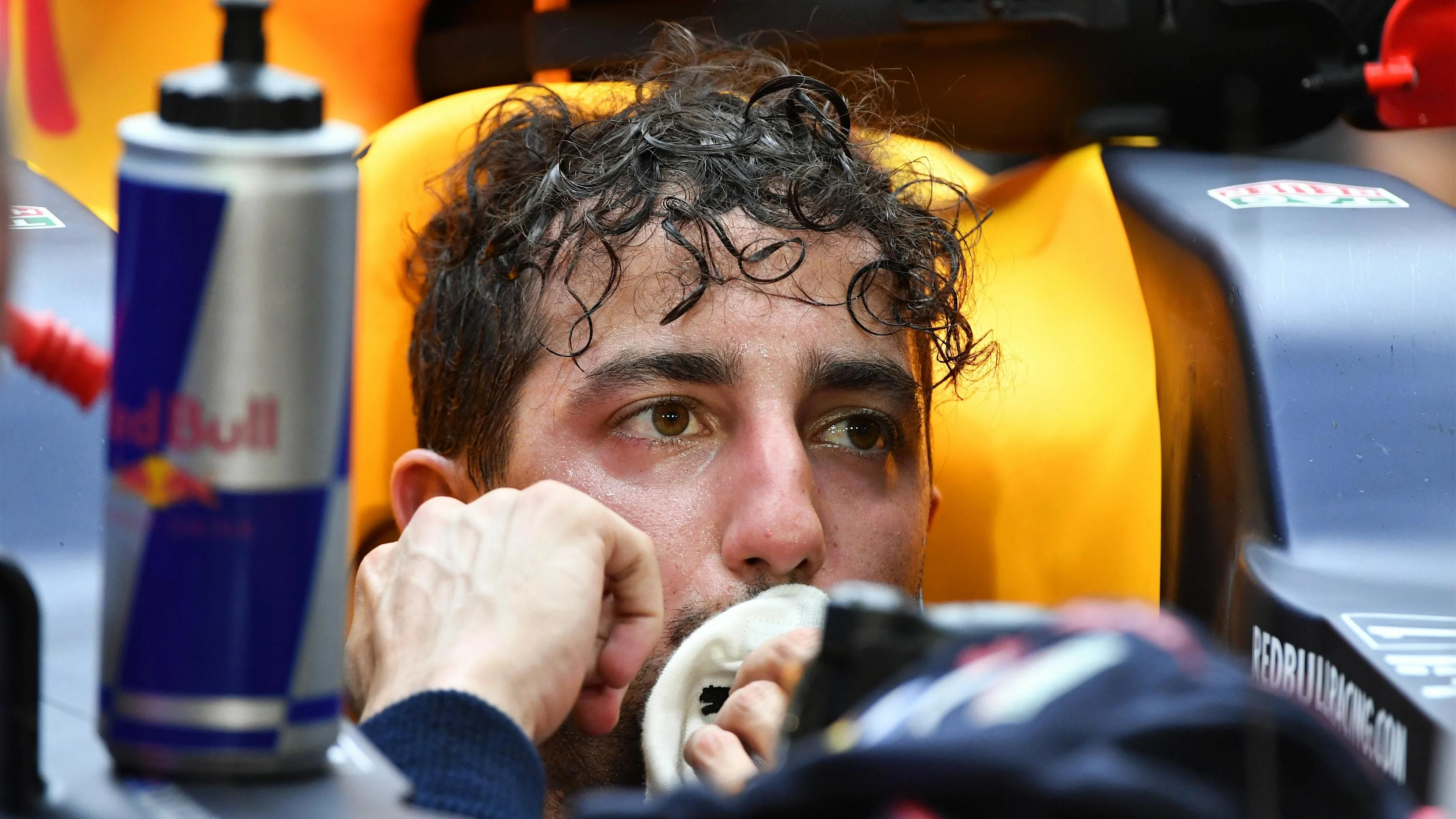 Daniel Ricciardo (AUS) Red Bull Racing RB13 at Formula One World Championship, Rd20, Abu Dhabi Grand Prix, Practice, Yas Marina Circuit, Abu Dhabi, UAE, Friday 24 November 2017. © Mark Sutton/Sutton Images