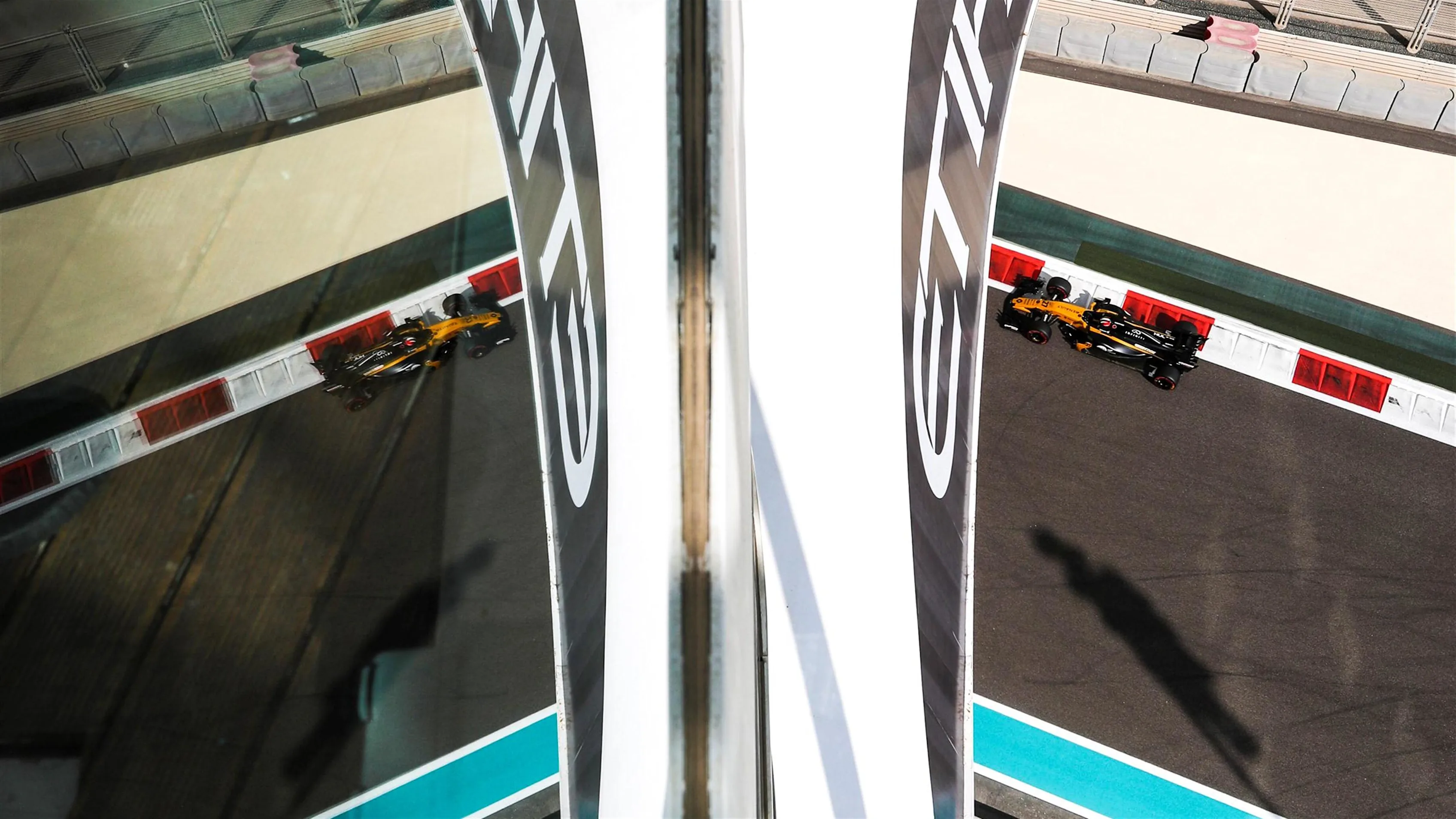 Nico Hulkenberg (GER) Renault Sport F1 Team RS17 at Formula One World Championship, Rd20, Abu Dhabi Grand Prix, Practice, Yas Marina Circuit, Abu Dhabi, UAE, Friday 24 November 2017. © Manuel Goria/Sutton Images