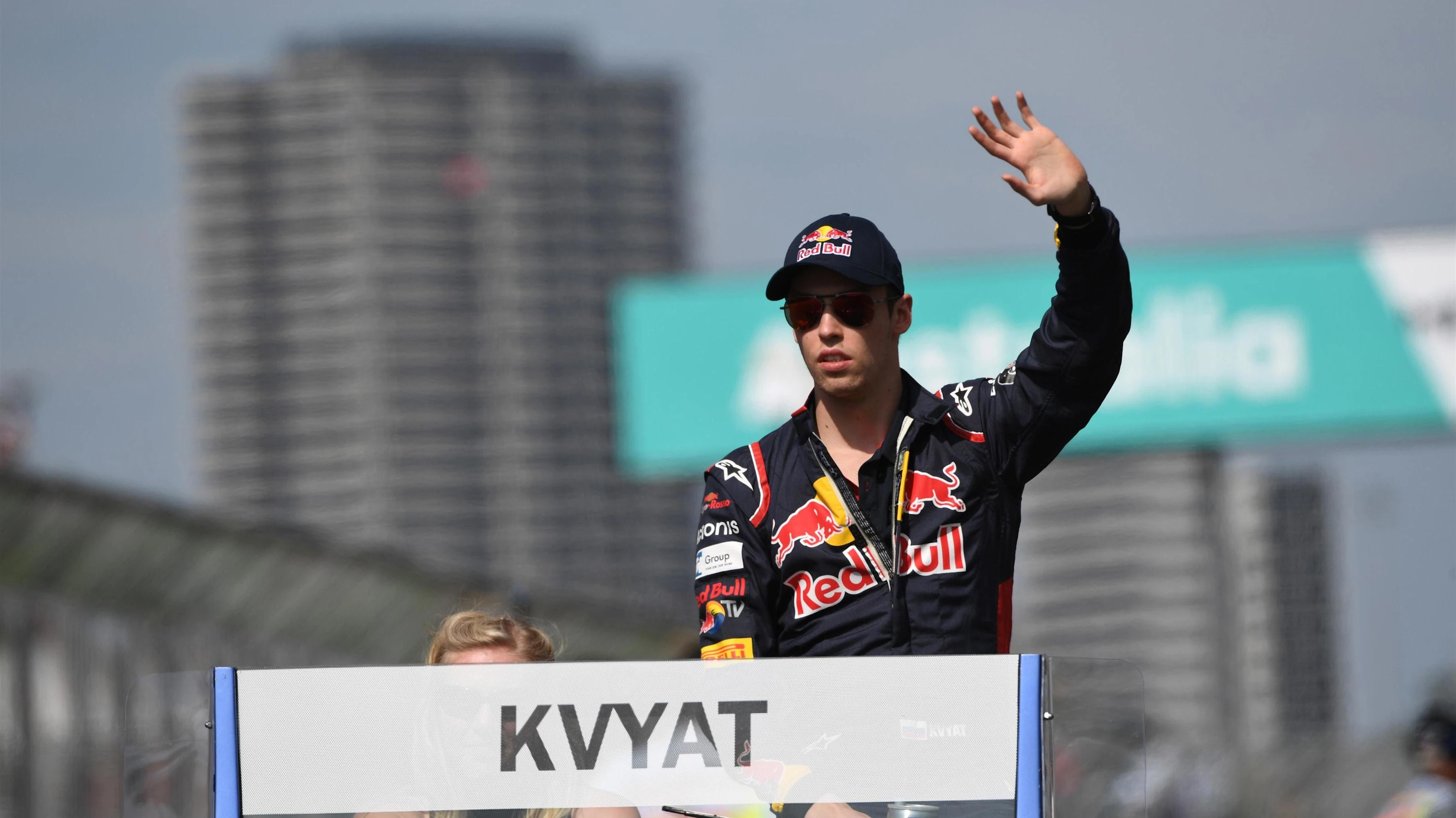 Daniil Kvyat (RUS) Scuderia Toro Rosso on the drivers parade at Formula One World Championship, Rd1, Australian Grand Prix, Race, Albert Park, Melbourne, Australia, Sunday 26 March 2017. © Sutton Motorsport Images