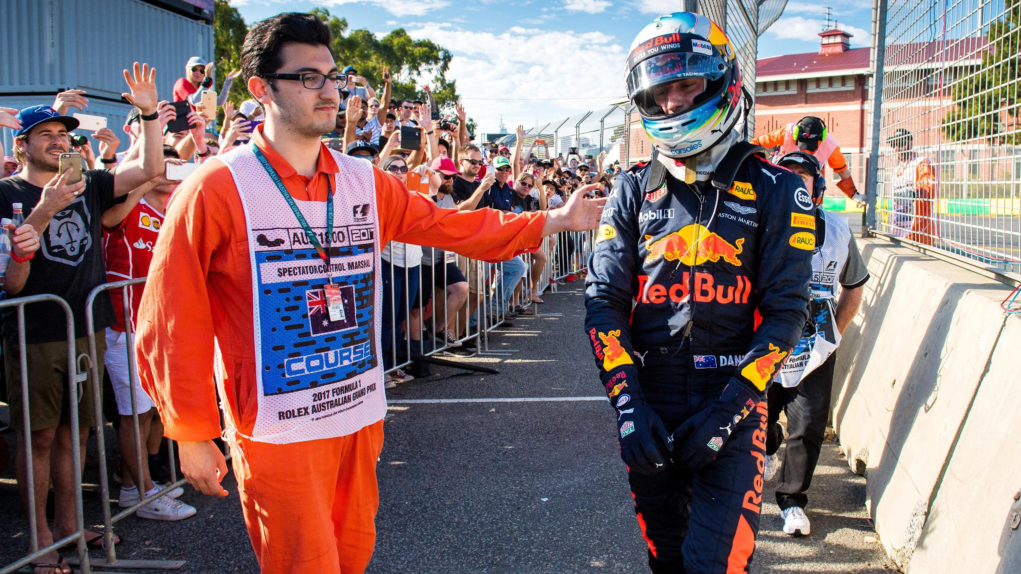 Race retiree Daniel Ricciardo (AUS) Red Bull Racing at Formula One World Championship, Rd1, Australian Grand Prix, Race, Albert Park, Melbourne, Australia, Sunday 26 March 2017. © Sutton Motorsport Images