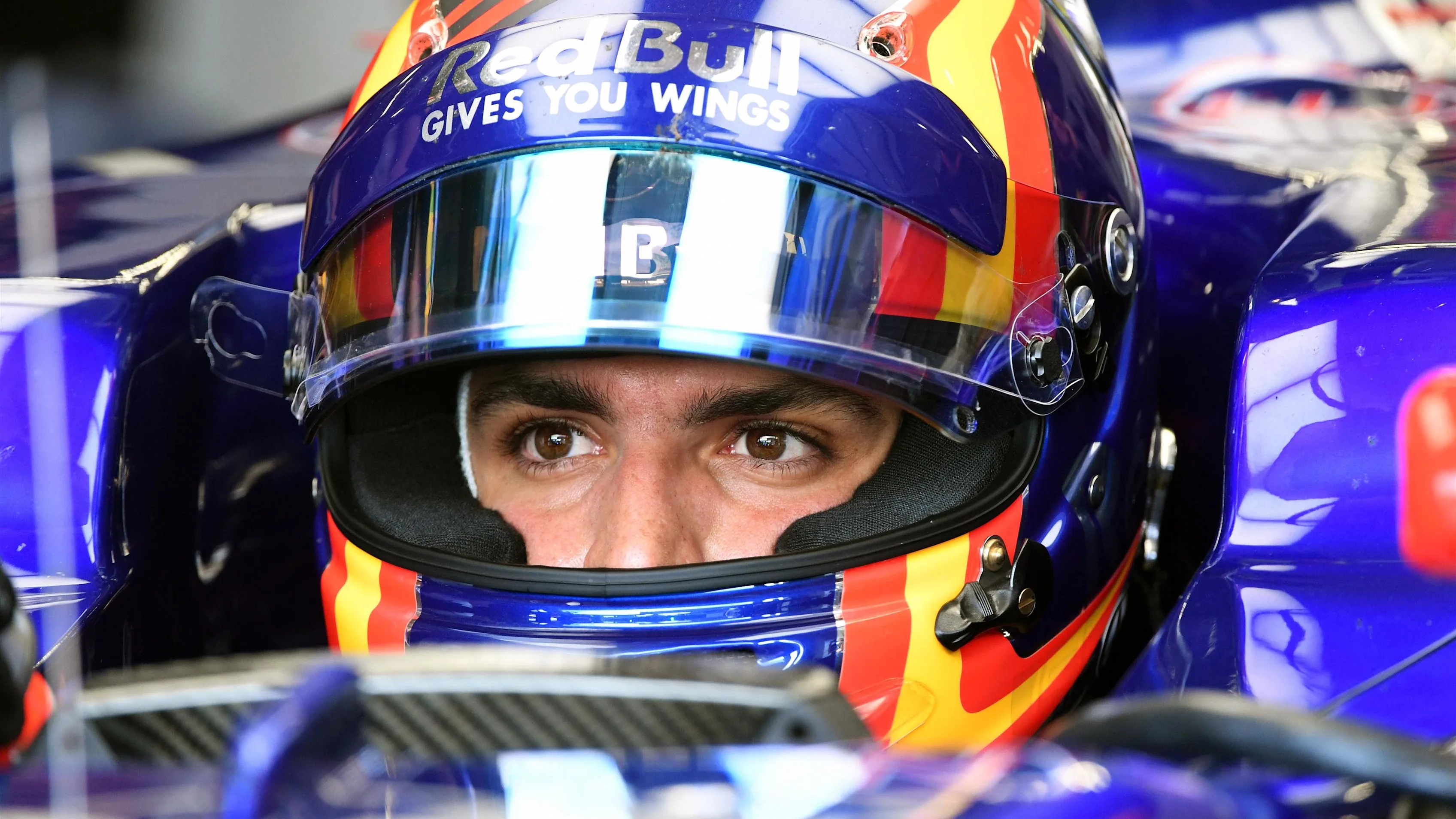 Carlos Sainz jr (ESP) Scuderia Toro Rosso STR12 at Formula One World Championship, Rd9, Austrian