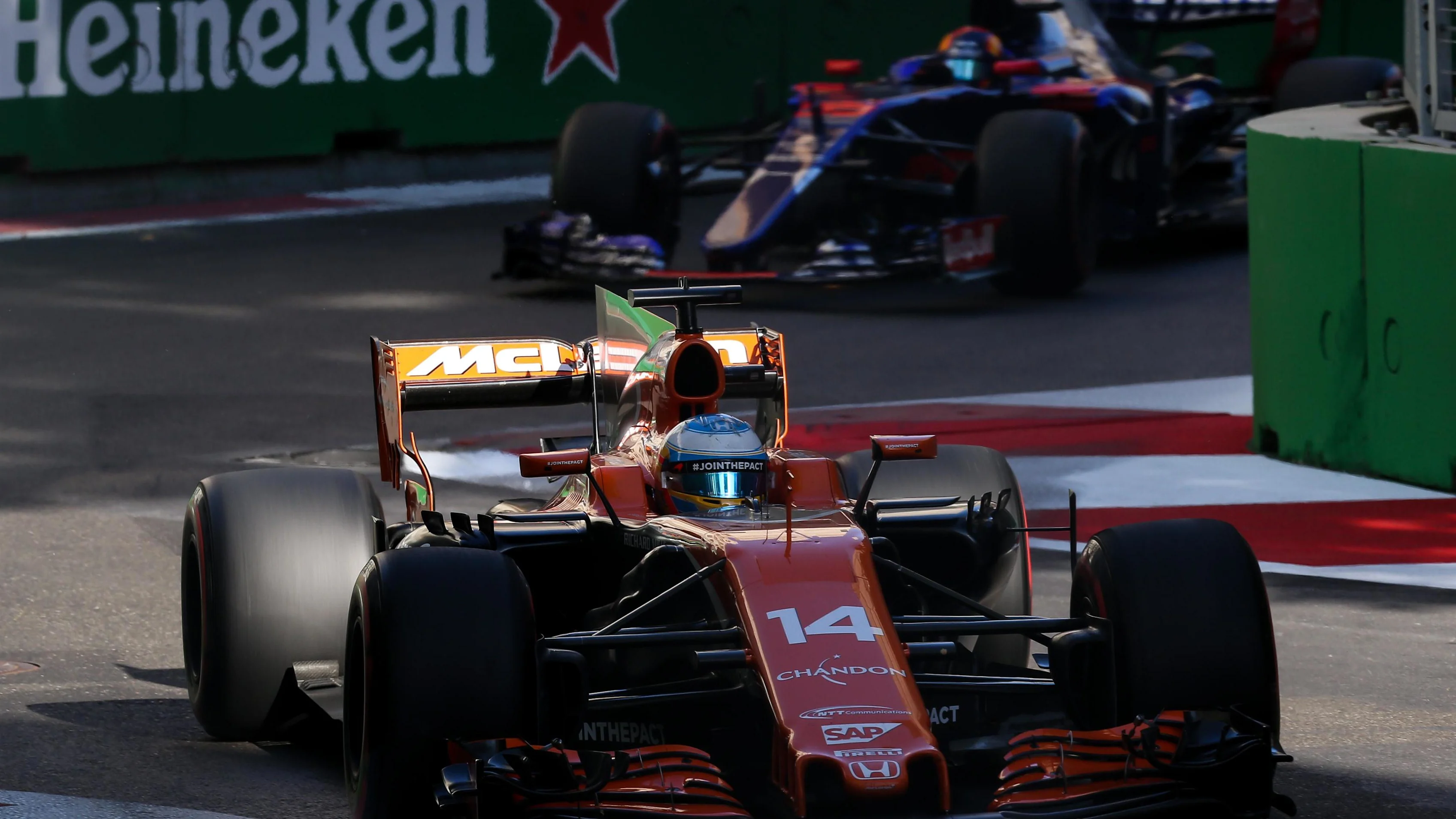 Fernando Alonso (ESP) McLaren MCL32 at Formula One World Championship, Rd8, Azerbaijan Grand Prix, Race, Baku City Circuit, Baku, Azerbaijan, Sunday 25 June 2017. © Sutton Images