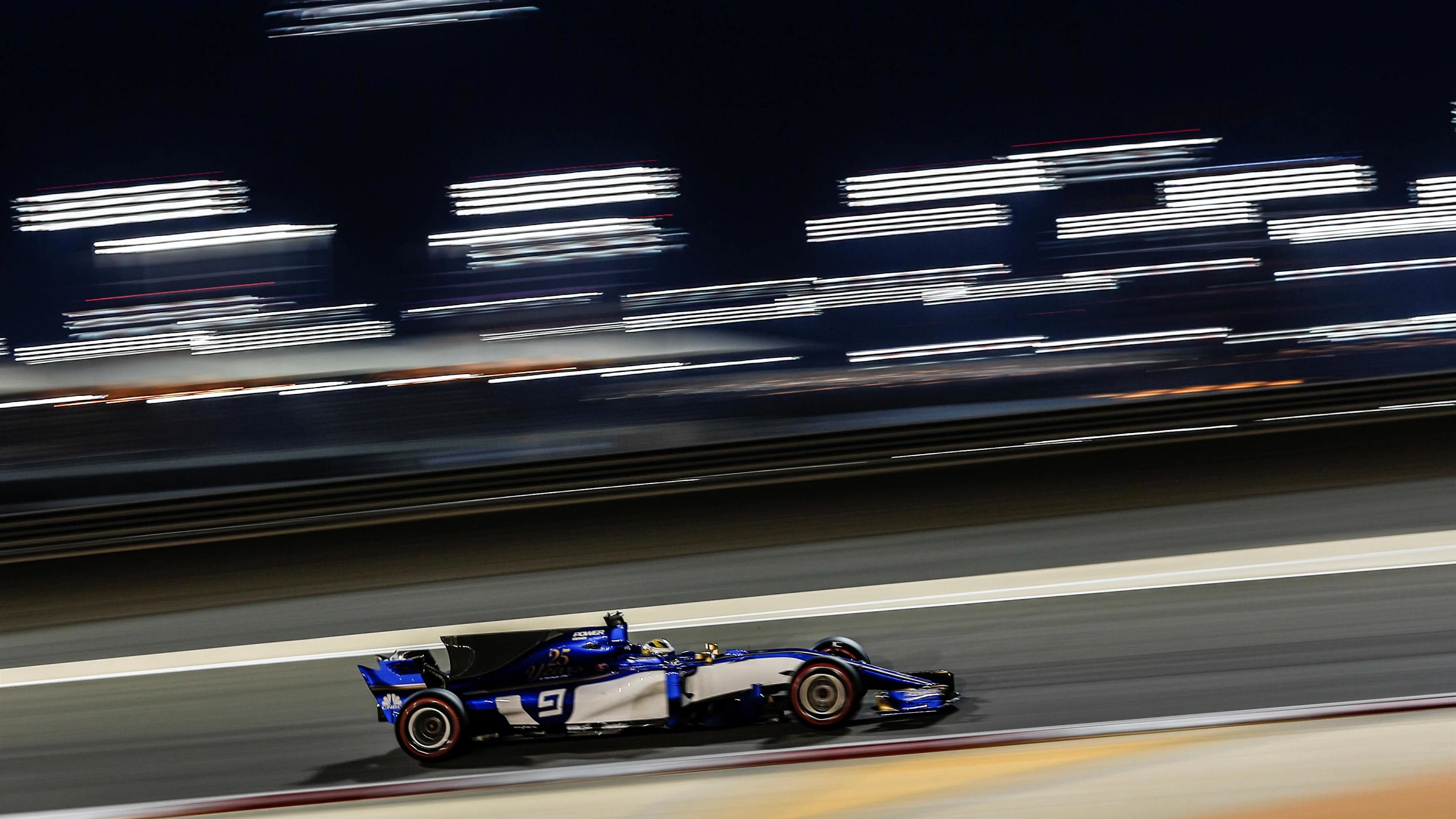 Marcus Ericsson (SWE) Sauber C36 at Formula One World Championship, Rd3, Bahrain Grand Prix Qualifying, Bahrain International Circuit, Sakhir, Bahrain, Saturday 15 April 2017. © Sutton Motorsport Images