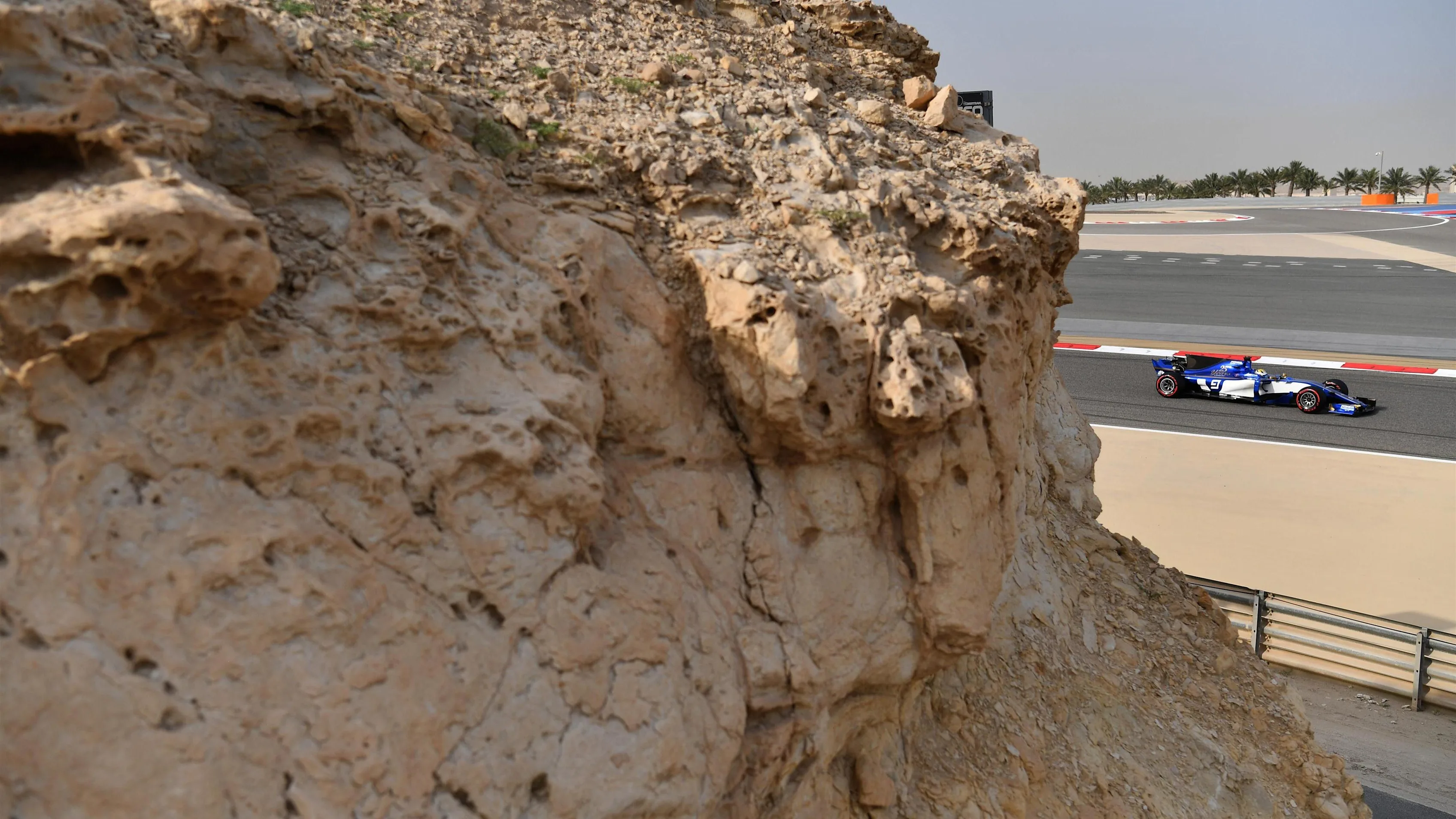 Marcus Ericsson (SWE) Sauber C36 at Formula One World Championship, Rd3, Bahrain Grand Prix Qualifying, Bahrain International Circuit, Sakhir, Bahrain, Saturday 15 April 2017. © Sutton Motorsport Images